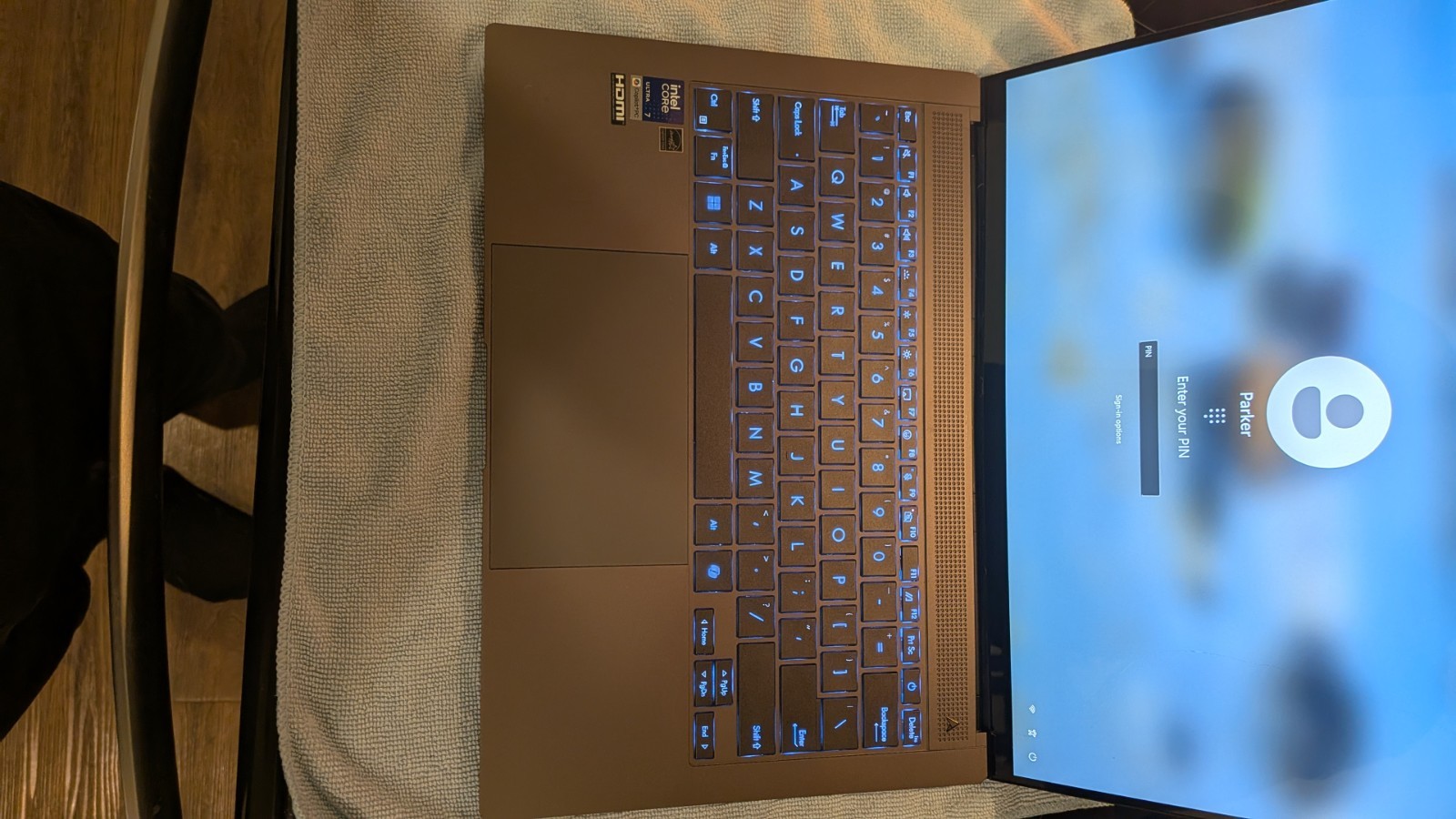 ASUS Zenbook S 14 14-inch 120Hz 3K OLED Touch Intel Core Ultra 7 2TB
