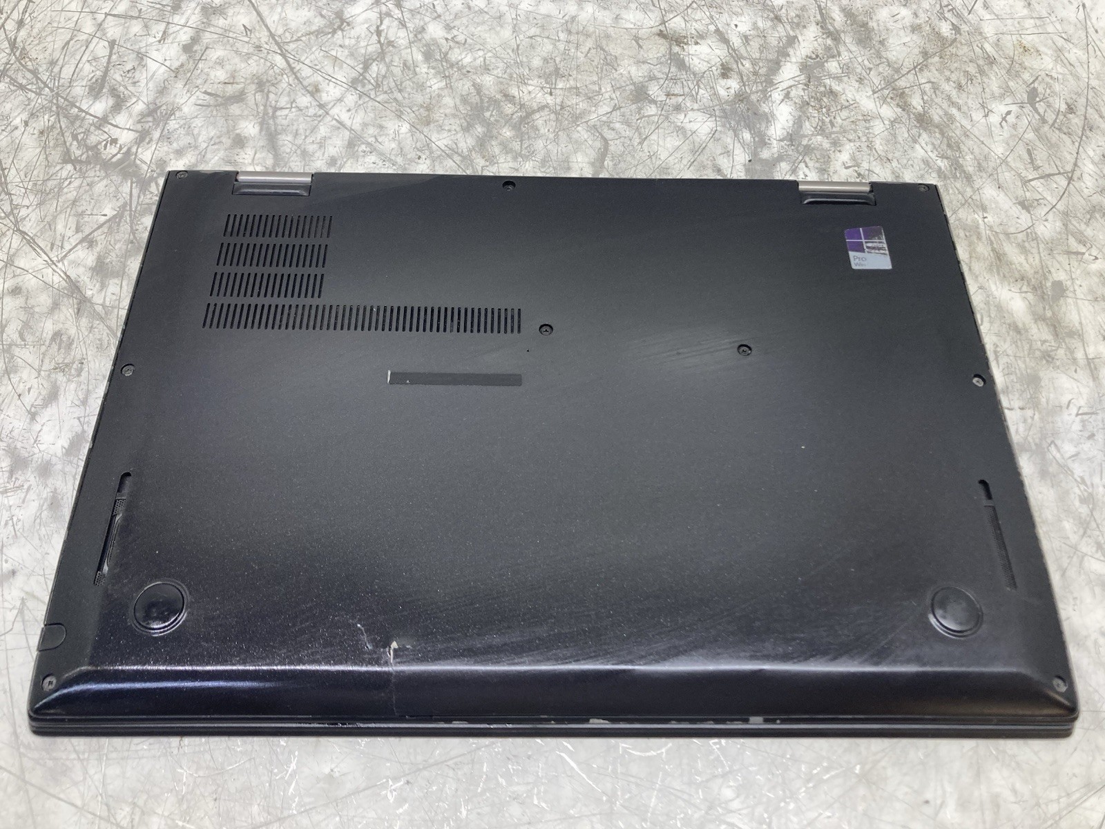 Lenovo ThinkPad X1 Yoga i7-6600U 2.60GHz 16GB No HDD Boots BIOS *CRACKED SCREEN