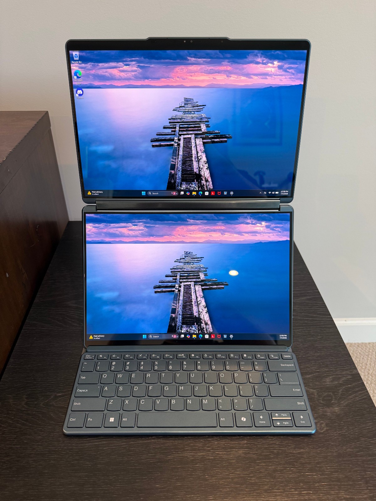 Lenovo Yoga Book 9i 13.3″ 2.8K Dual OLED Touch (Ultra 7 155U, 16GB/1TB SSD) #9