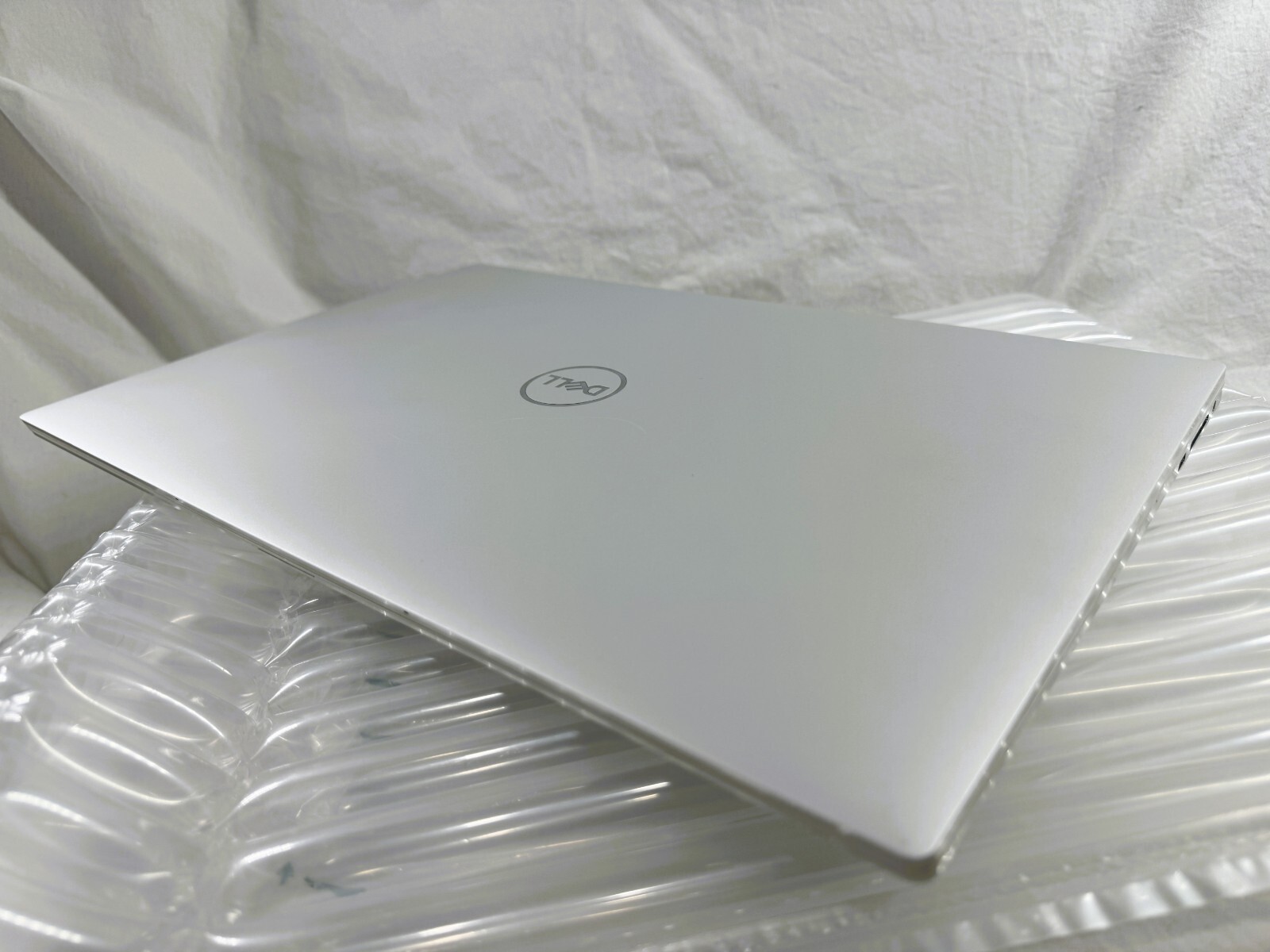 Dell XPS 15 9520 3.5K OLED TOUCH ✔i7-12900H ✔32GB RAM ✔2TB SSD