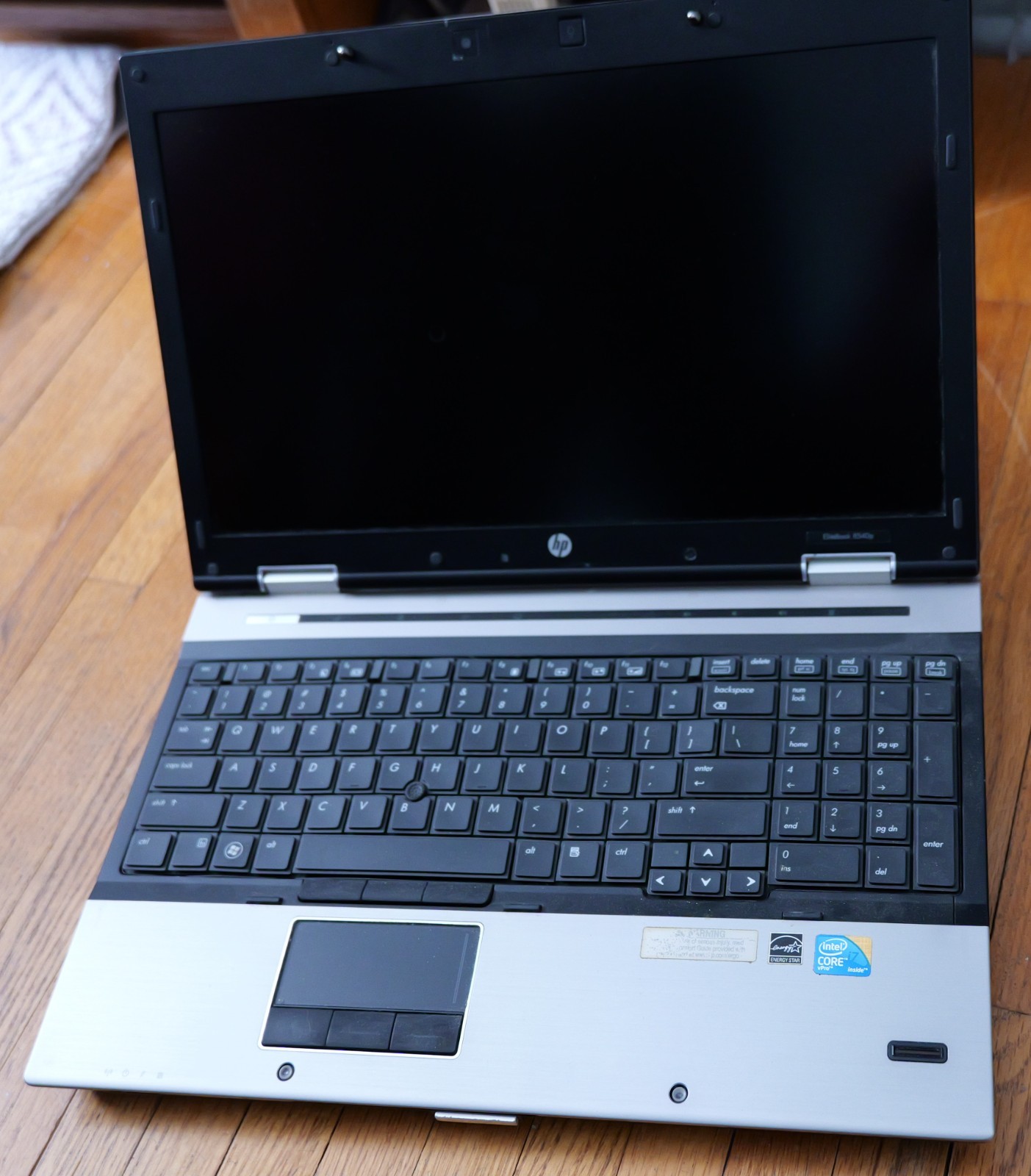 HP elitebook 8540p i7 M620 8GB, no disk/OS