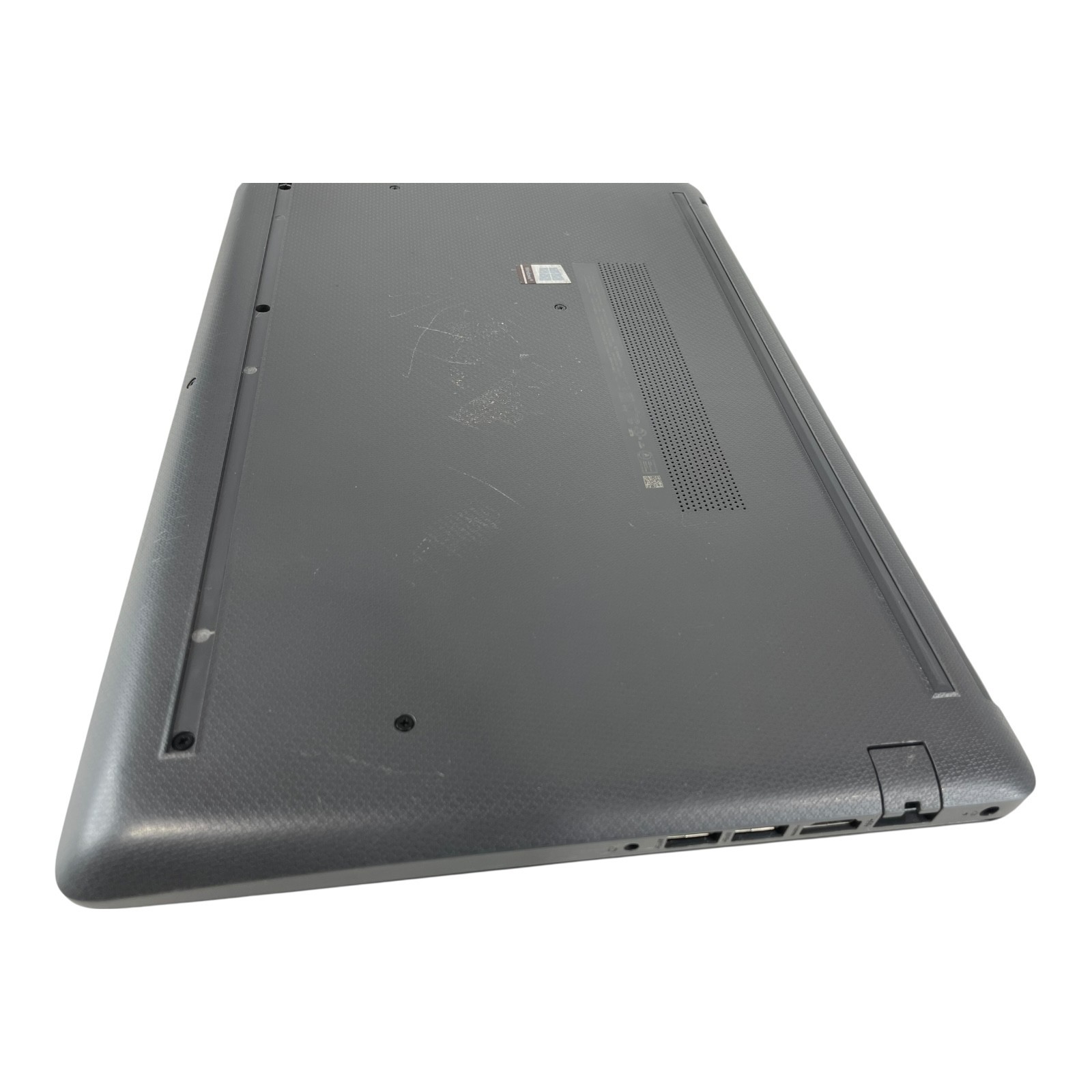 HP 255 G7 AMD A6-9225 RADEON R4 8 GB 256 WIN 10
