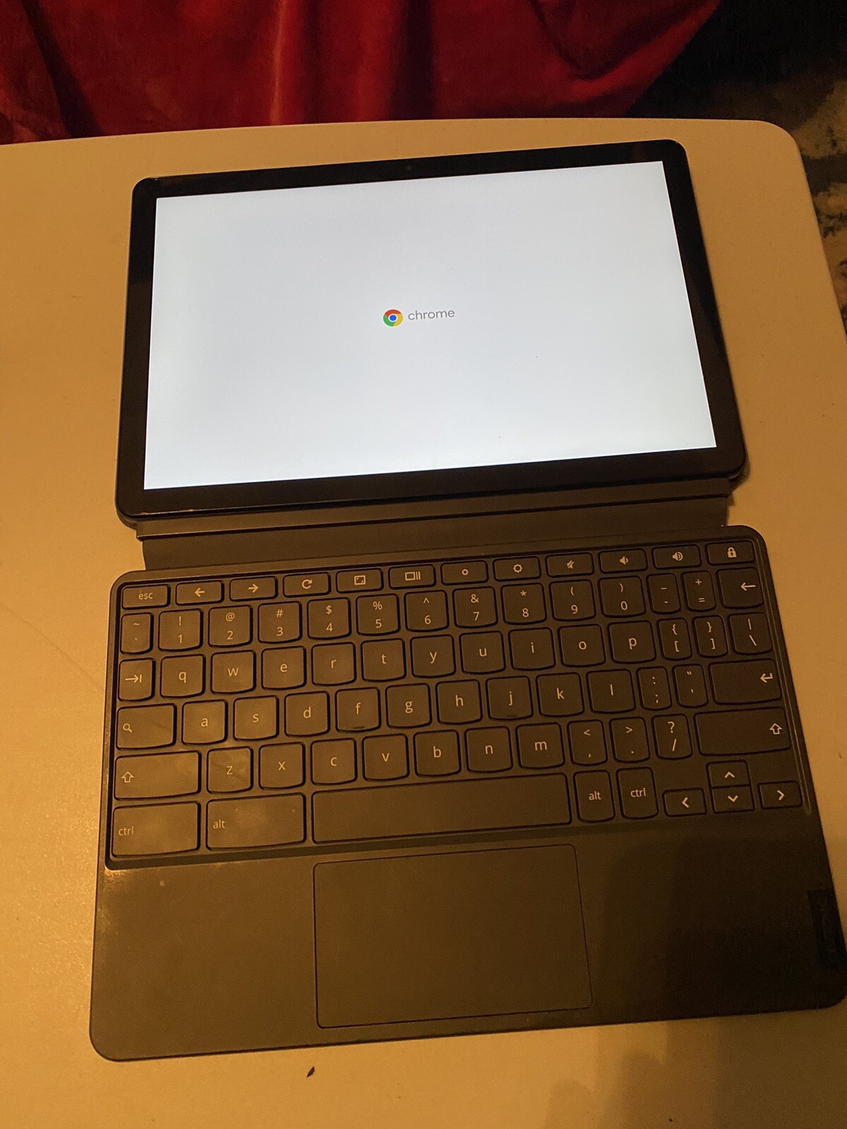 Lenovo Ideapad CT-X636F 10.1″ (128GB,MediaTek Helio P60T,2.00GHz,4GB) Chromebook