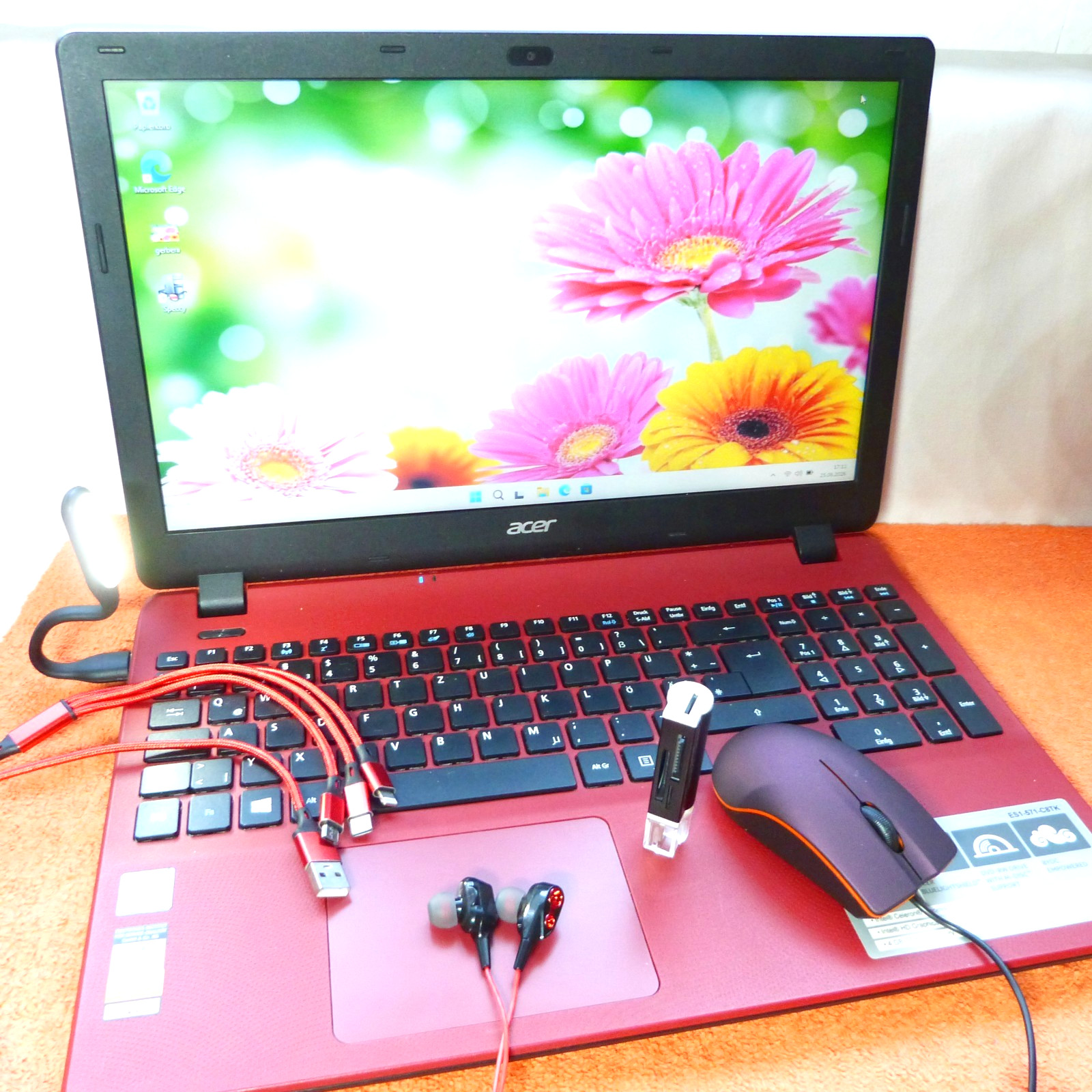 Acer ES1 571 UltraBook 15″ RED DESIGN l 1TB Windows 11 l HDMI USB3 DVDRW