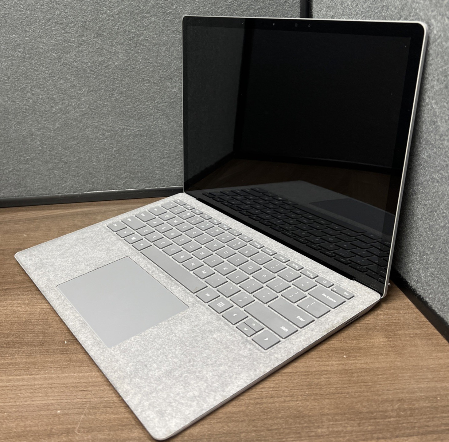 Microsoft Surface Laptop 3 i5-1035G7 8GB RAM 128GB NVMe