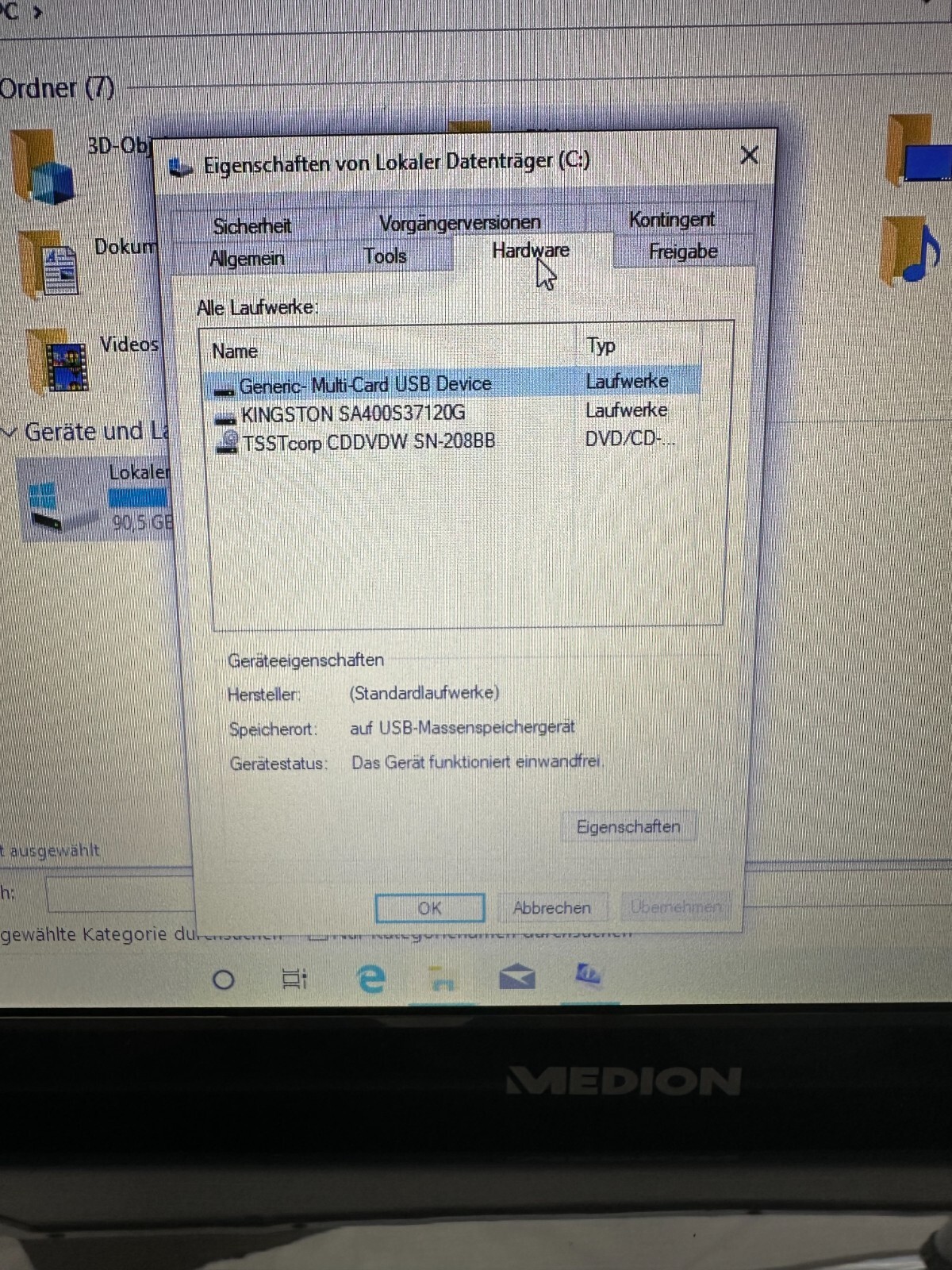 Medion Akoya MD99090 (E6234) Laptop* Intel B960 2.20GHz 8GB RAM 120GB SSD