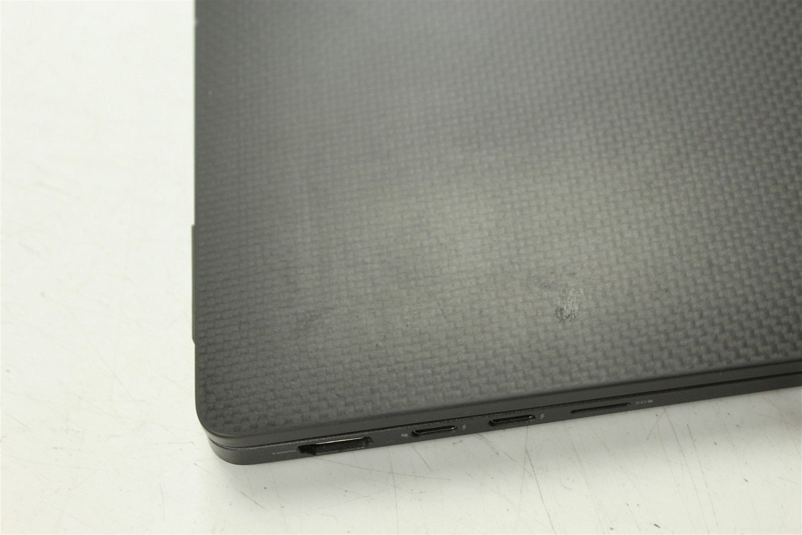 Dell Latitude 7410 14″ FHD i7-10610U 1.8GHz 256GB SSD 16GB RAM NO OS