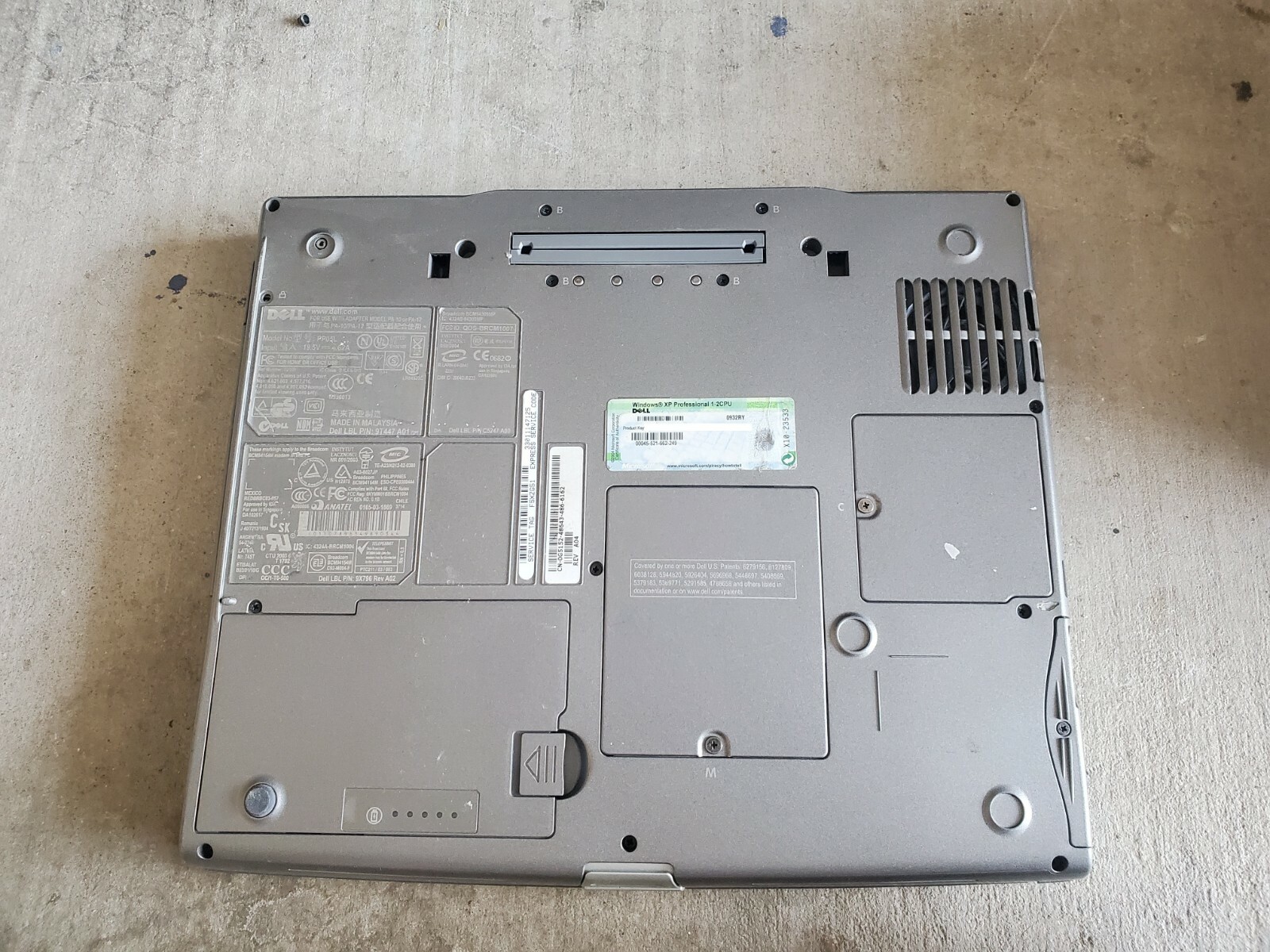 Dell Inspiron 600M PP05L Laptop for Parts or Repair