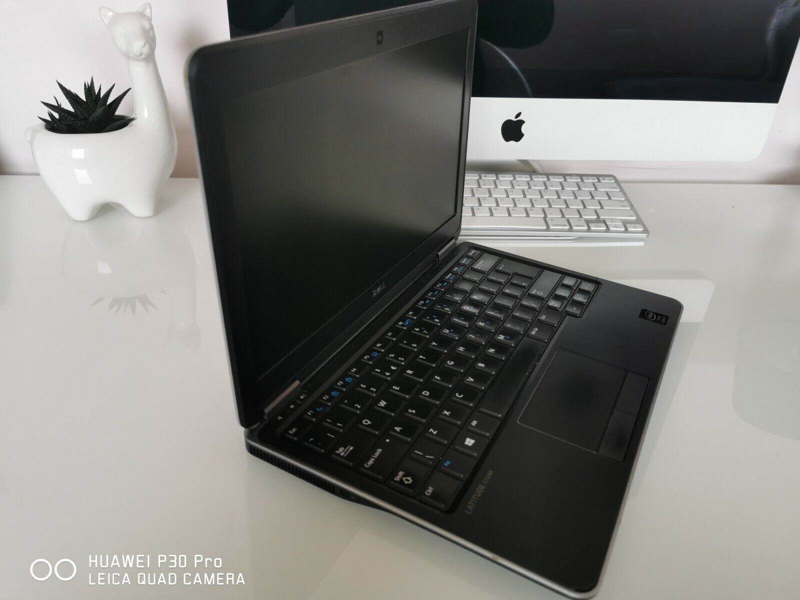 Ultrabook Dell Latitude E7240 Intel I7-4600U Max 3.3GHz 8GB RAM 256GB SSD Win10