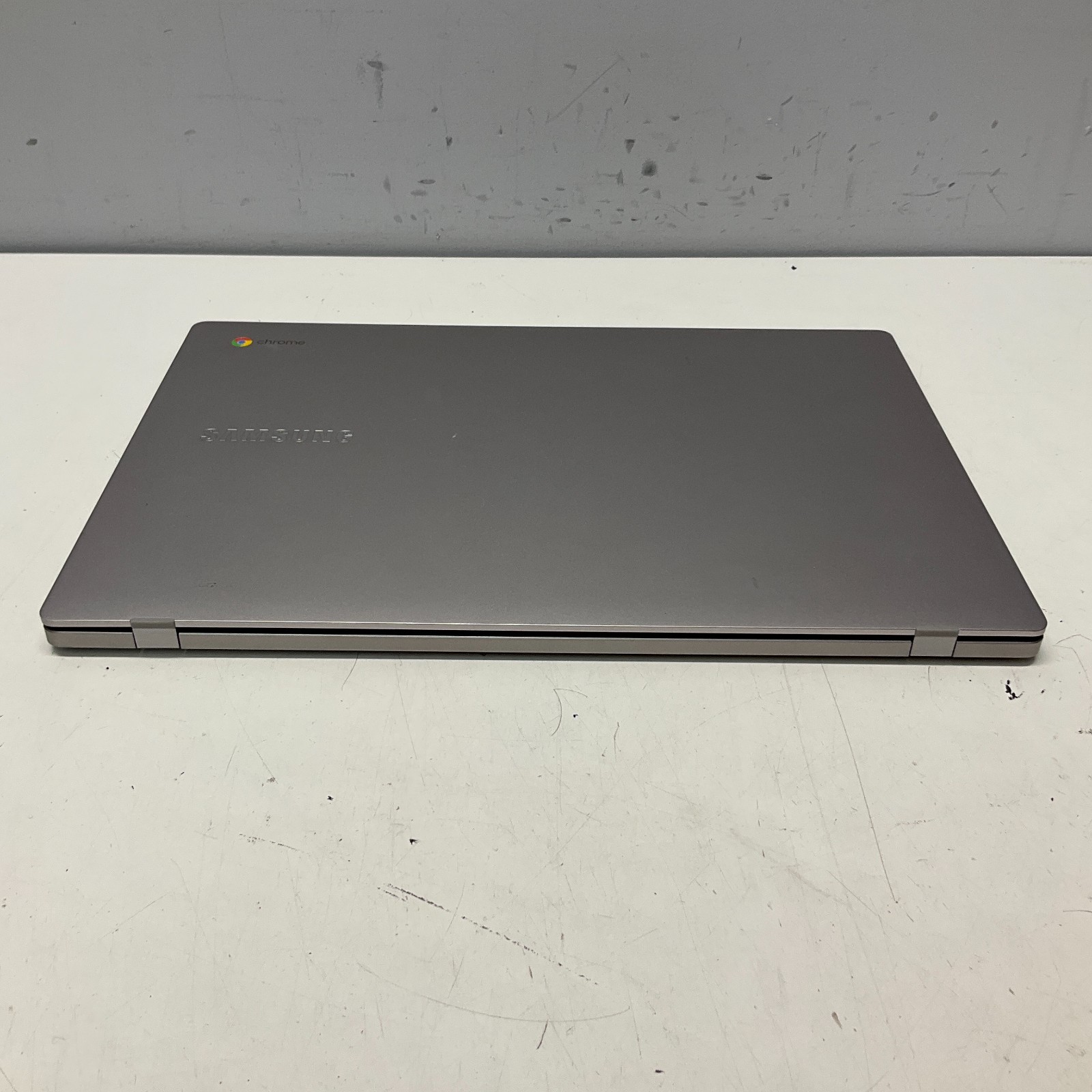 Samsung Chromebook XE350XBA 15.6″ Celeron N4000 4GB 128GB Works