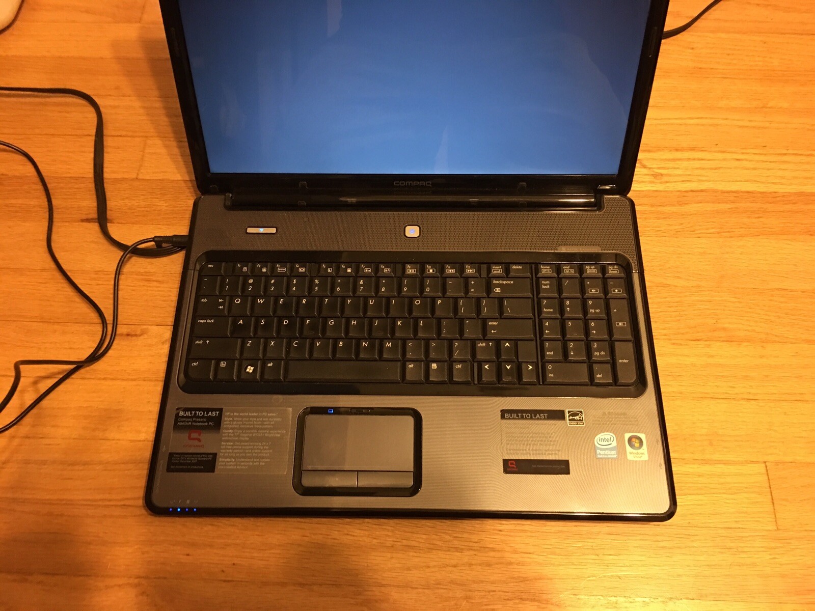 HP/Compaq Presario A940NR 1.86-GHz Pentium Dual-Core Mobile Processor T2390