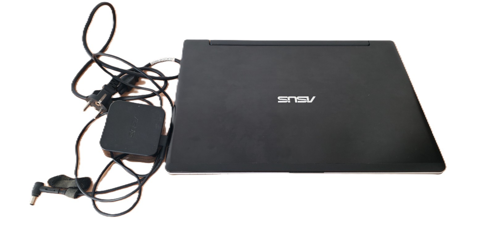 Asus S56CB-XX172H-Intel I5+Geforce Gt740M Notebook.