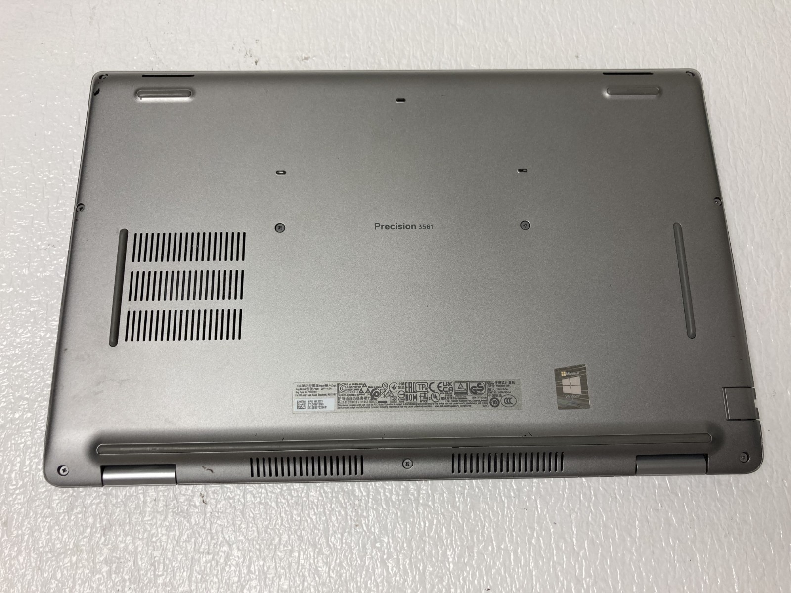 Dell Precision 3561 15.6″ Intel i7-11850H @2.50GHz 16GB RAM NO SSD Parts *READ