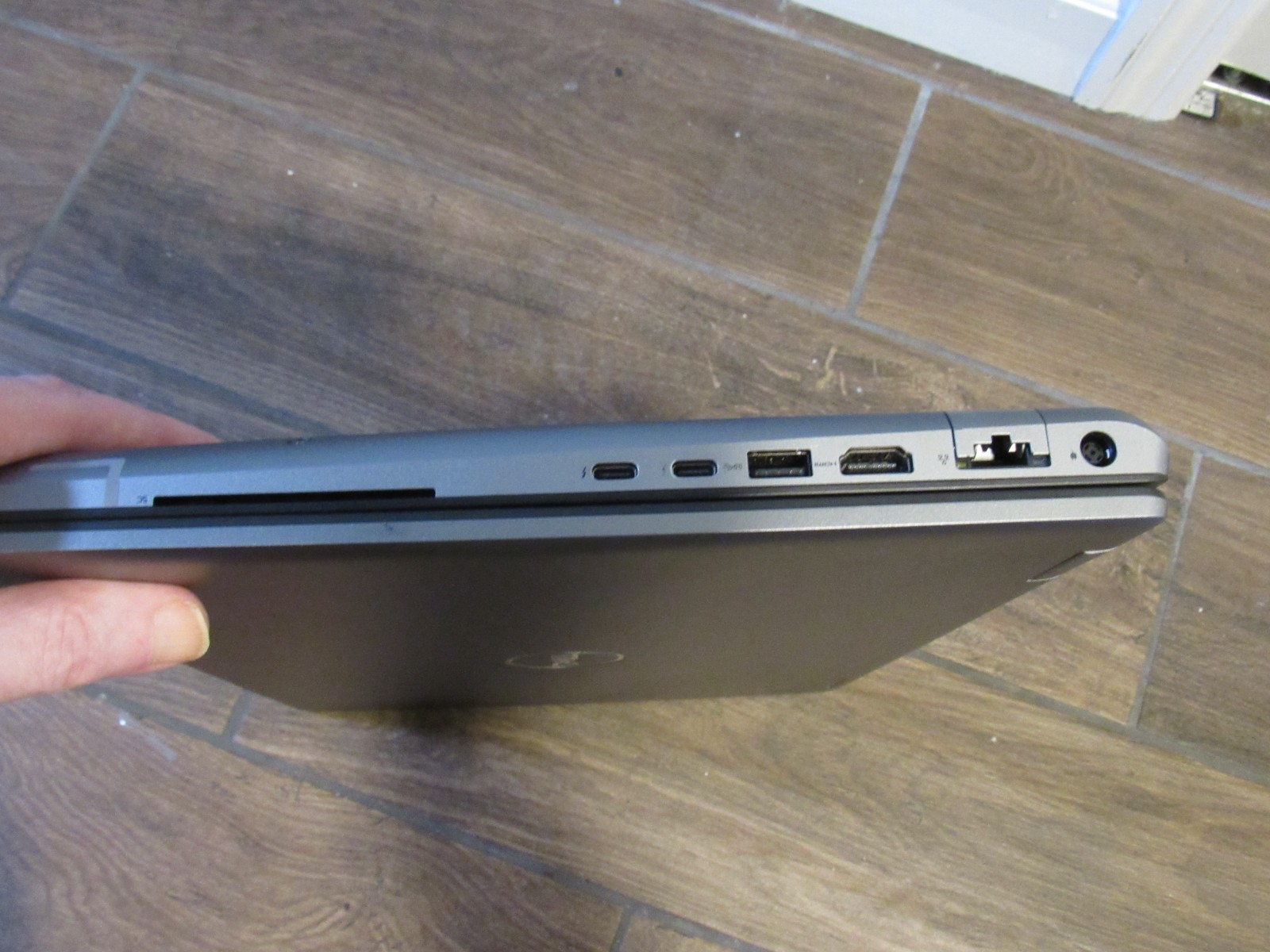 Dell Precision 7680 16″ FHD+ i9 13950HX 13th Gen 16GB CAMM 4TB SSD RTX 4000 Ada