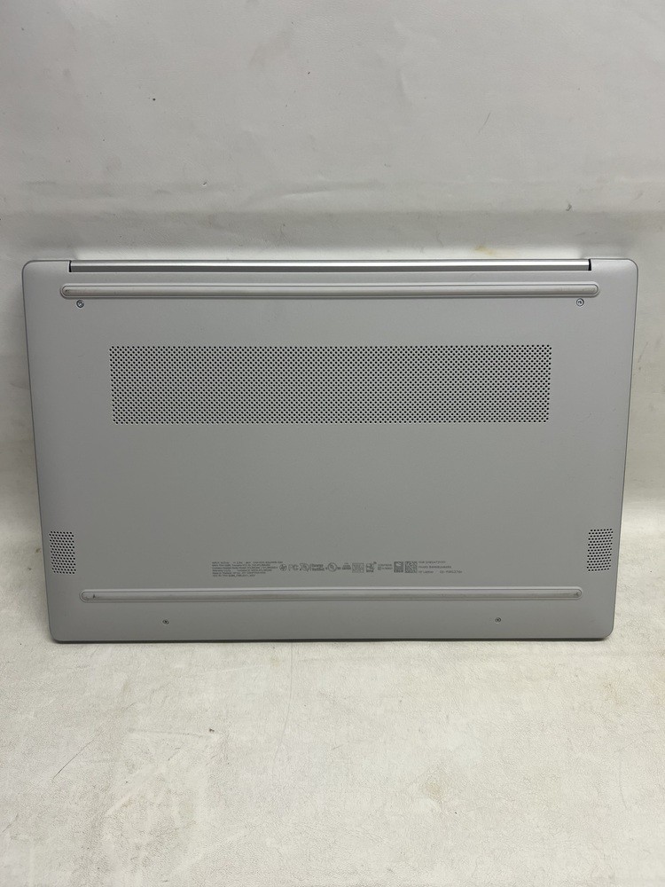 HP 15-FD0127DX LAPTOP WITH CHARGER