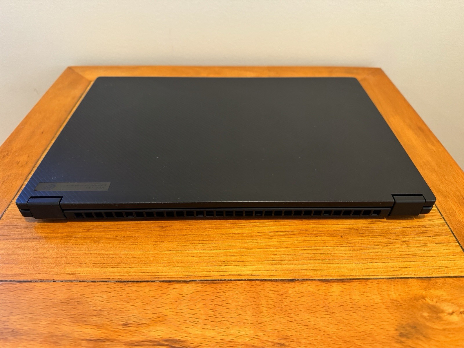 ASUS ROG Flow X16 2 in 1 Gam Laptop RTX 3060 Ryzen 9 6900HS 16GB RAM 1TB SSD PH9