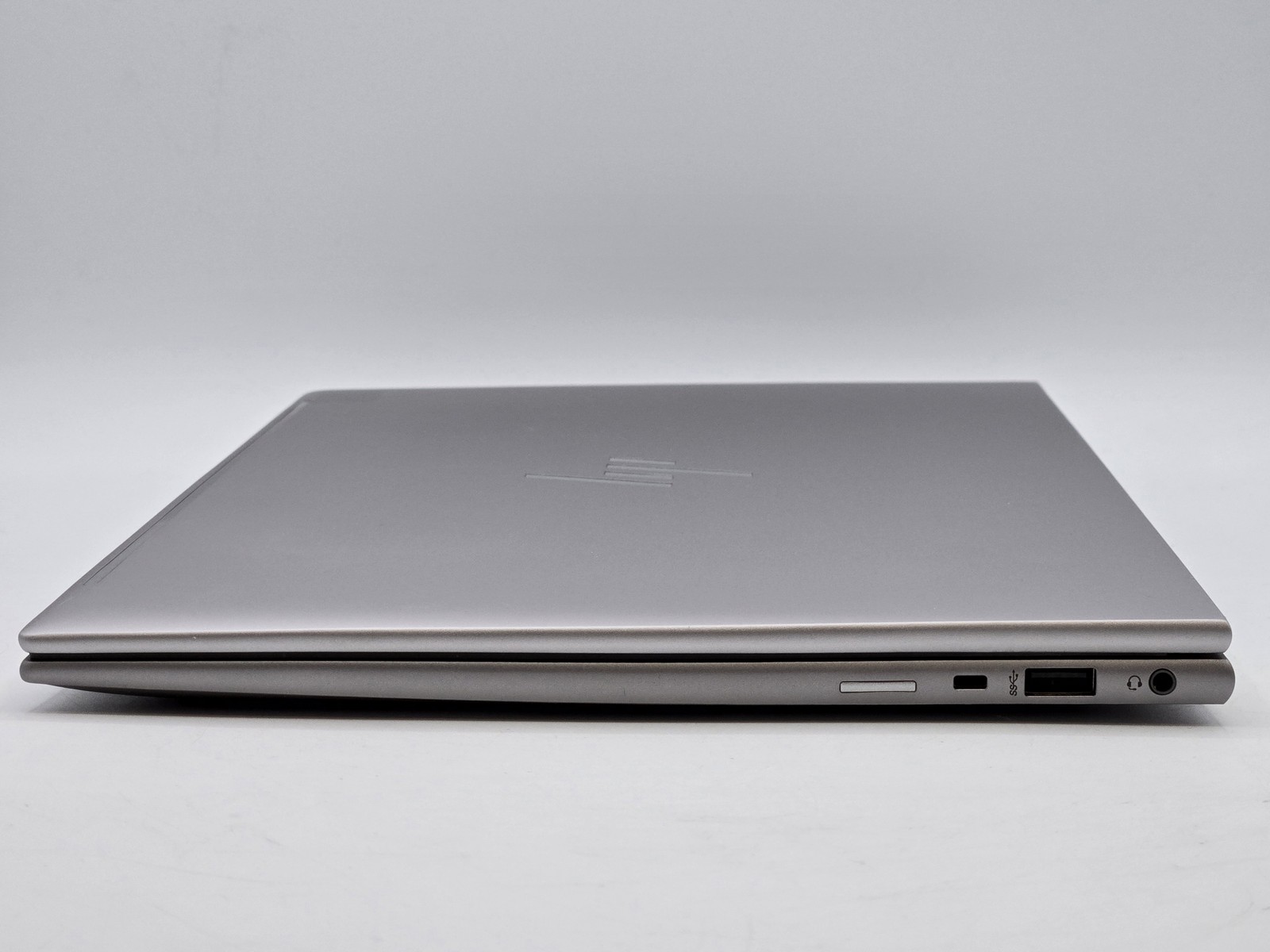 HP ZBook Firefly G10 14″ FHD+ Touch I7-1370P 512GB 16GB W11P Backlit Warranty