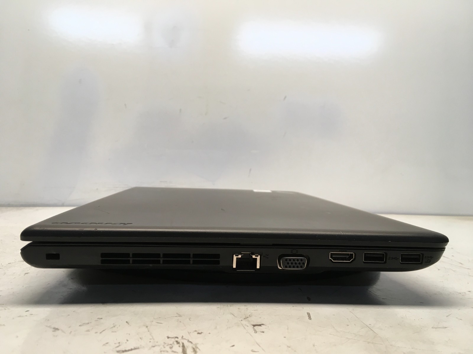 Lenovo ThinkPad E560 Intel i5-6200U 2.3GHz 4 GB NO HDD
