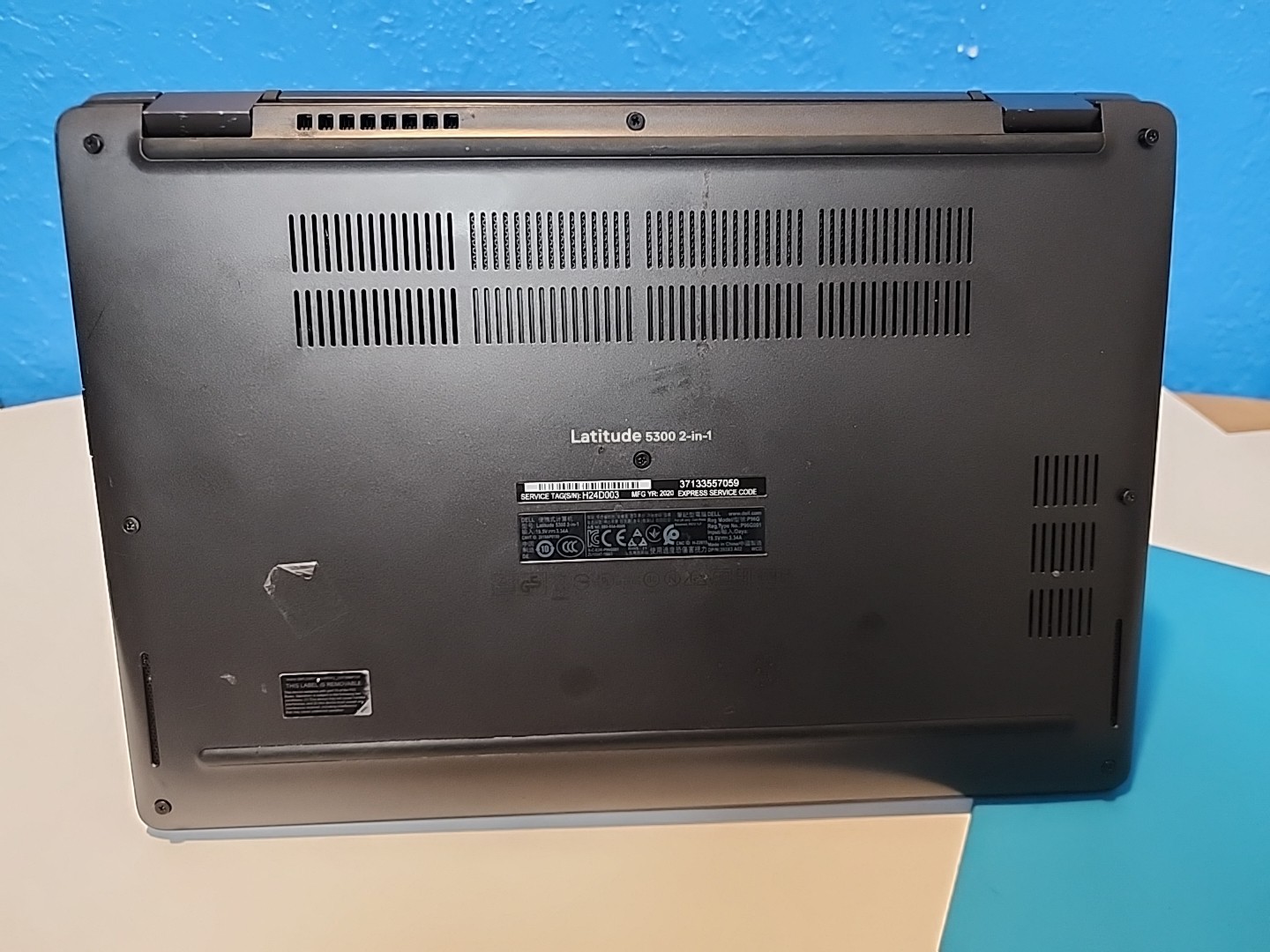 Dell Latitude 5300 Laptop 2 In 1 Core i5 8th Gen 16GB RAM 256GB SSD Win 11 Pro