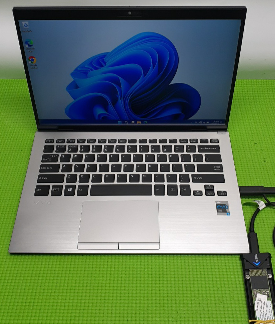 Sony VAIO SX14 i5-1155G7 16gb Bios locked no ac or ssd (READ) AS IS PARTS