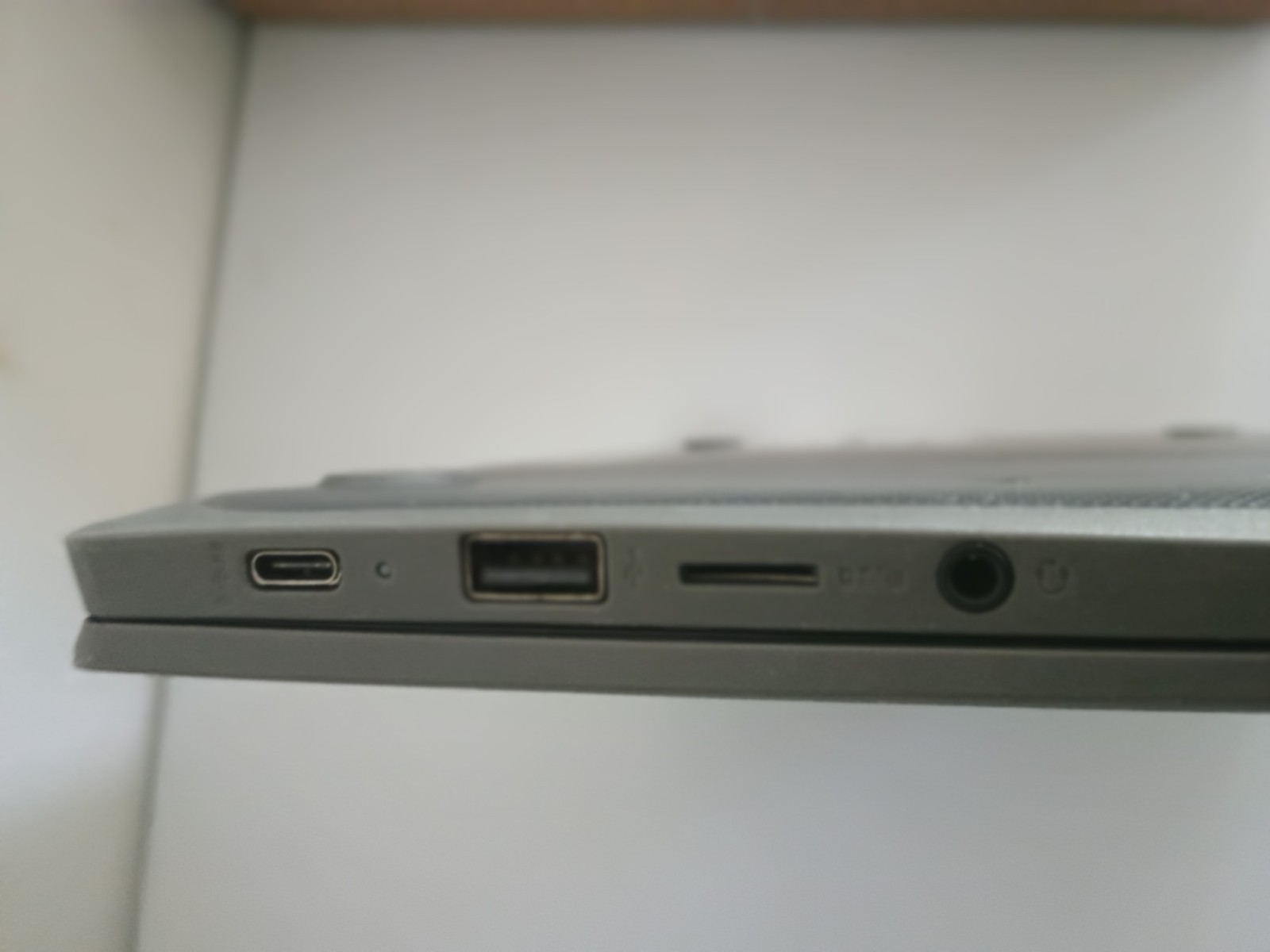 HP Chromebook 11A G8 11.6″ (32GB eMMC, AMD A4-9120C, 4GB) Charger Included