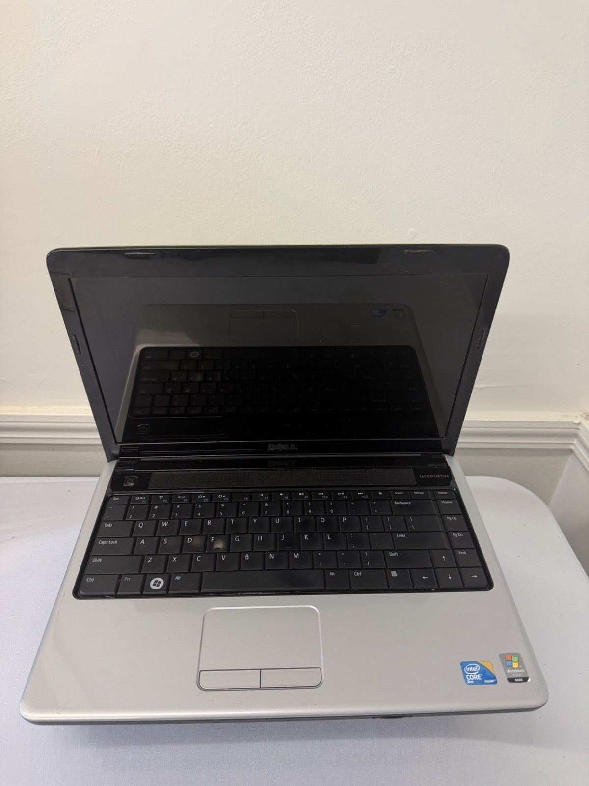 Dell Inspiron 1440 Laptop – Good Screen – Core 2 Duo T6600 – Read Des