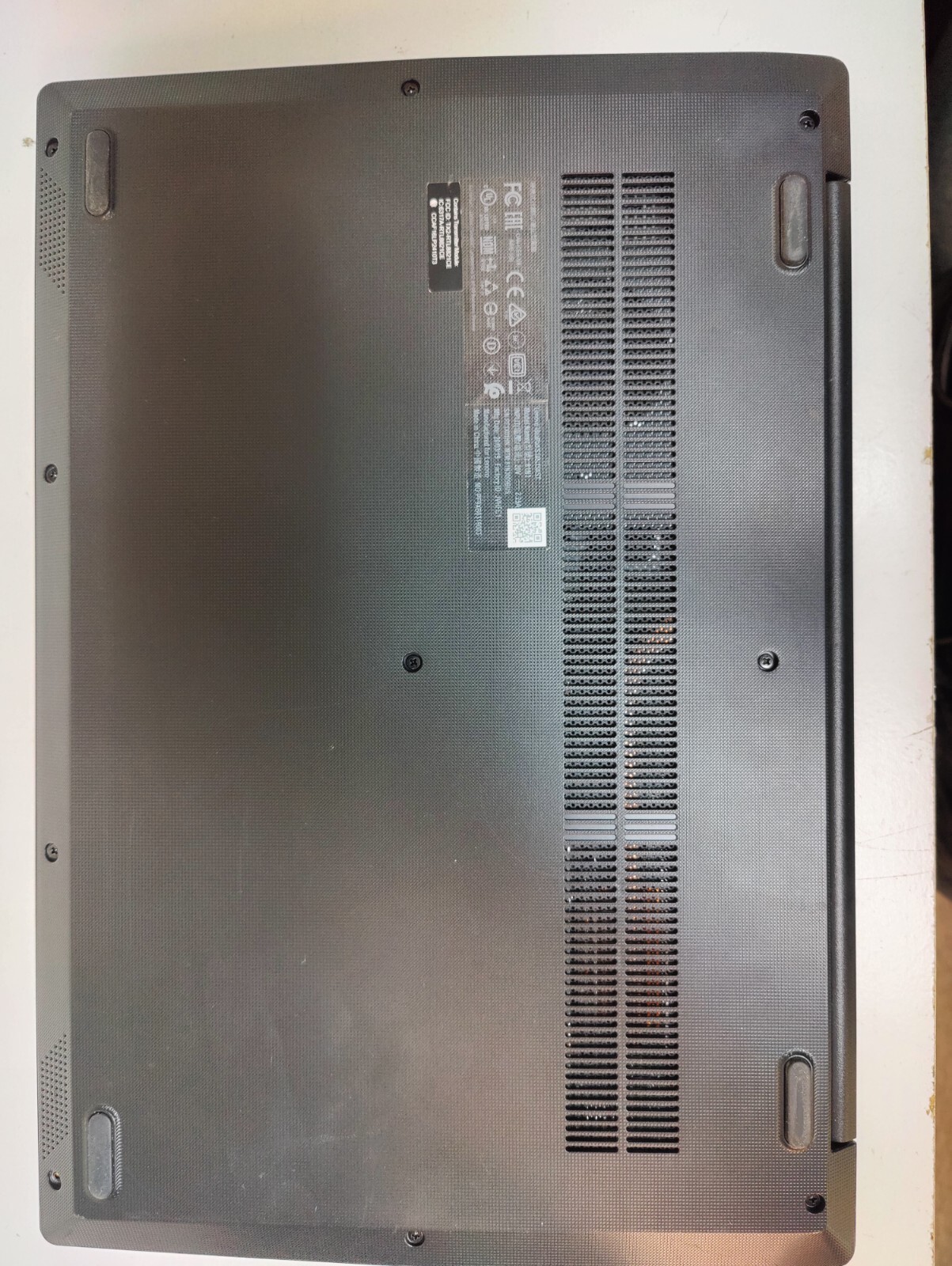 Lenovo IdeaPad S145-15AST 15.6″ (AMD A6-9225@2.60GHZ 4GB RAM 128GB SSD)
