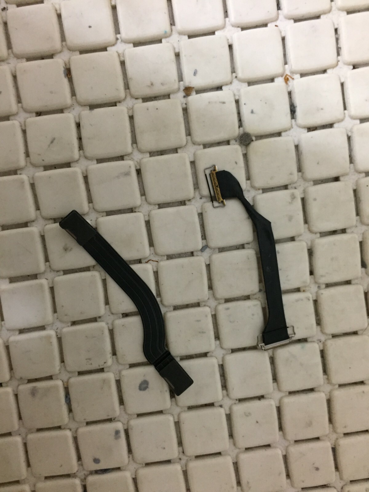APPLE MACBOOK PRO A1398 FLAT MOTHERBOARD CONNECTORS