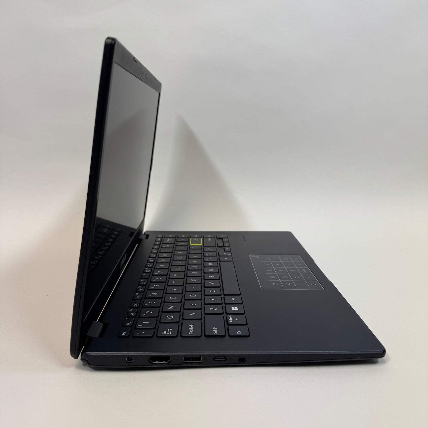 Broken Asus E14M NDXL 14″ Celeron N4020 1.1GHz 4GB RAM 64GB SSD Bad Battery