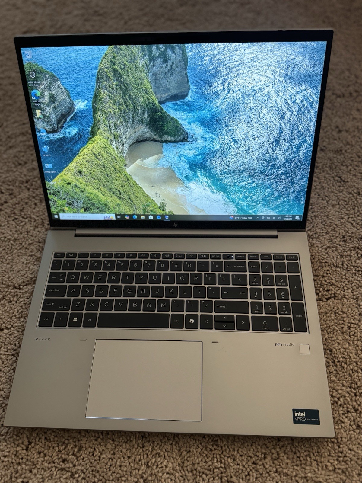 HP ZBook Firefly 16 G11 FHD+ 1.4 GHz Ultra 7 165H 16GB 256GB SSD Backlight-great