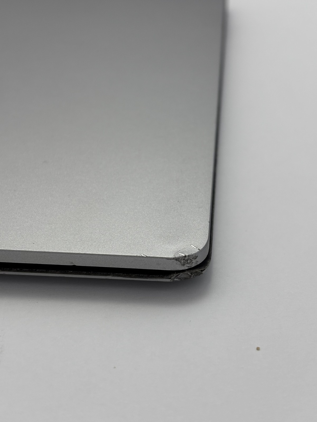 Microsoft Surface Laptop 4 (15″) I7-1185G7, 16GB RAM, 512GB SSD, (GRADE B)