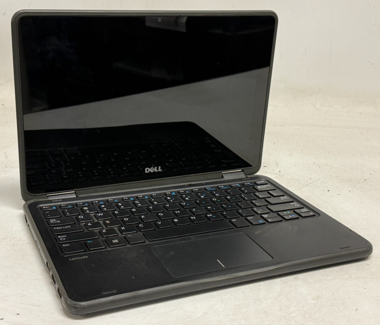 Dell Latitude 3189 2in1 11.6″ (N4200 – 4GB RAM – NO OS/HDD) – Lot of 10*