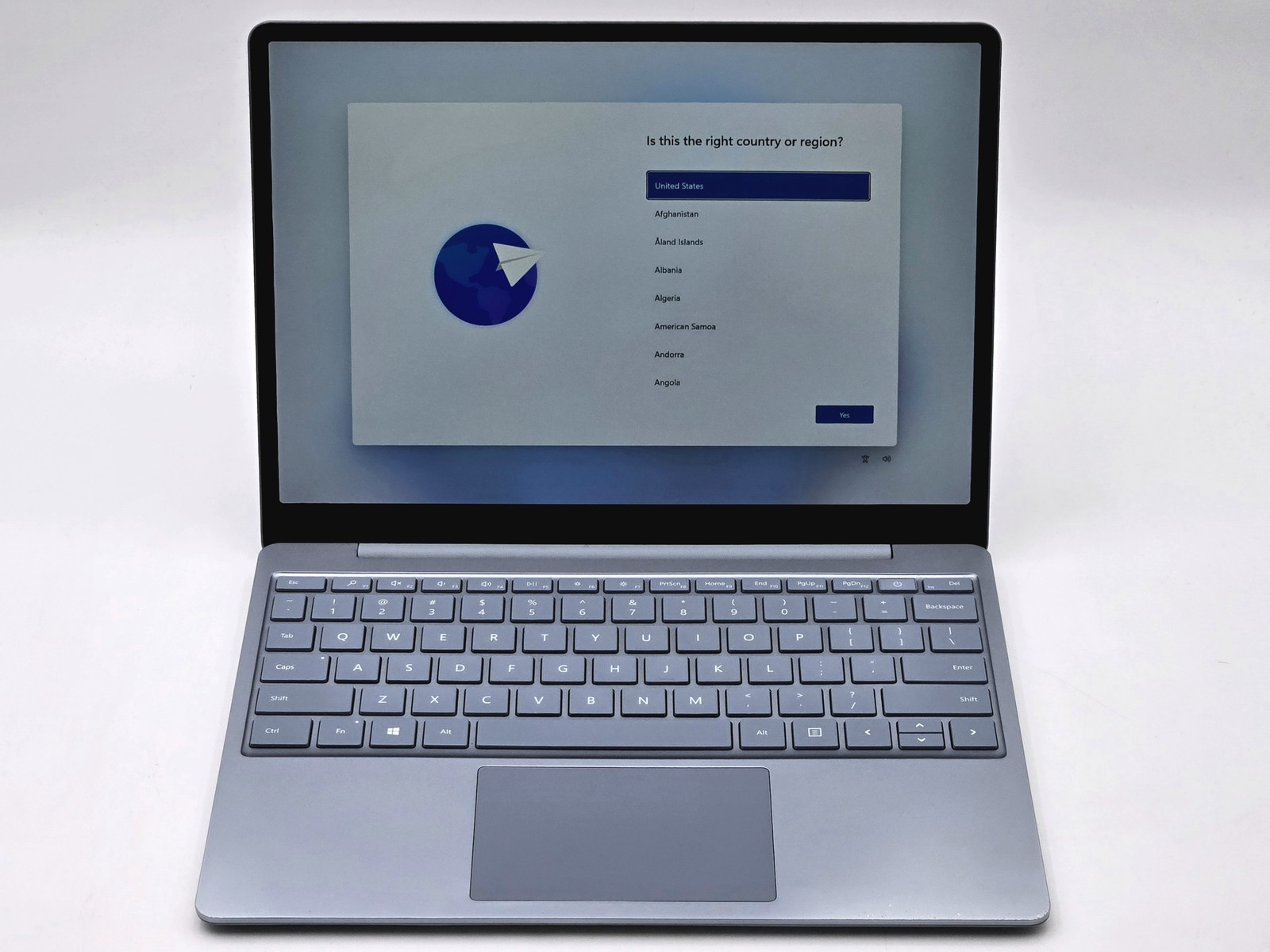 Microsoft Surface Go M1943 12″ Touch I5-1035G1 128GB SSD 8GB W11 Webcam *READ*