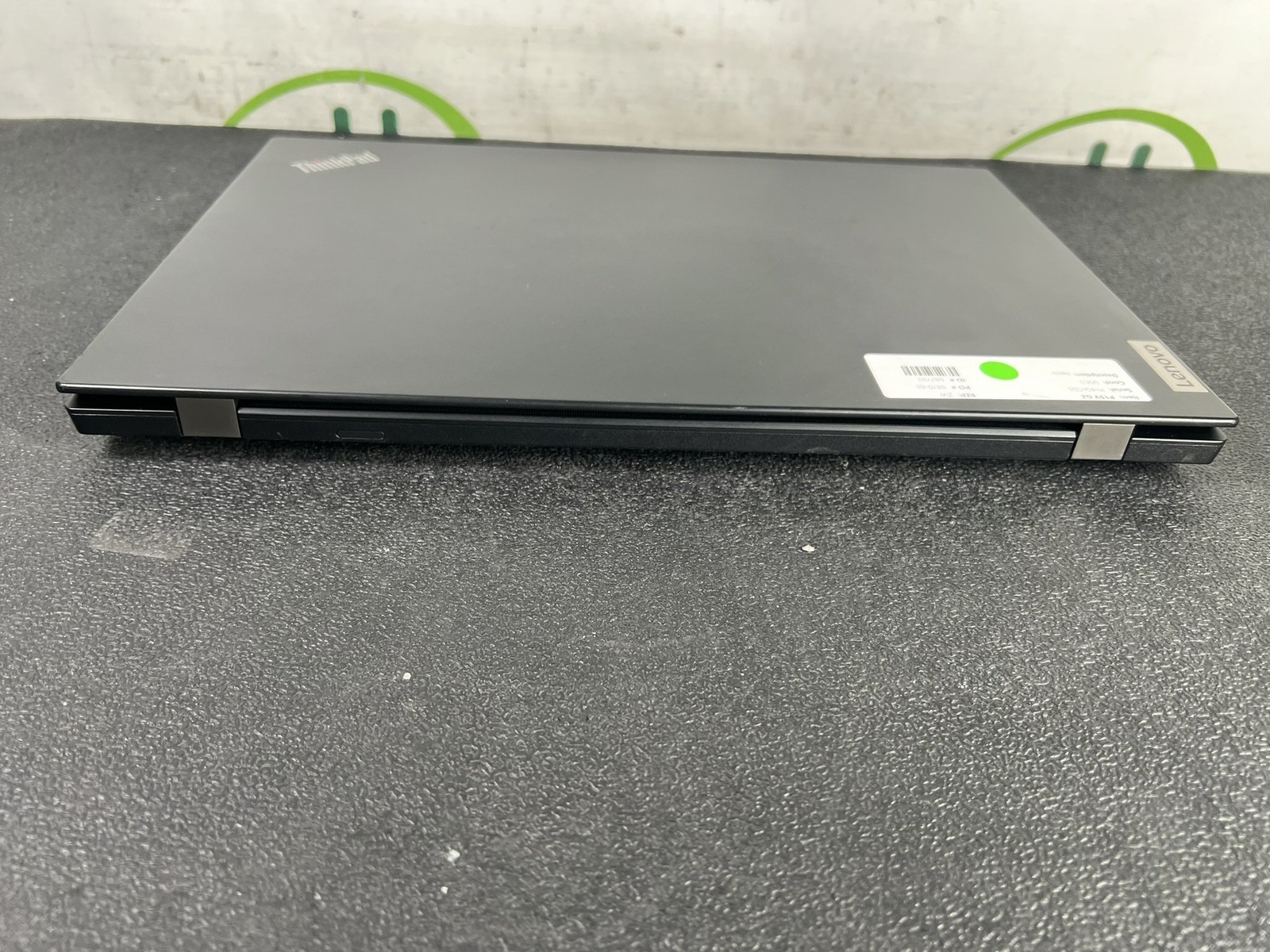 Lenovo ThinkPad P15v Gen 2 i7-11800H 2.3GHz 32GB DDR4 1TB M.2 Quadro T600