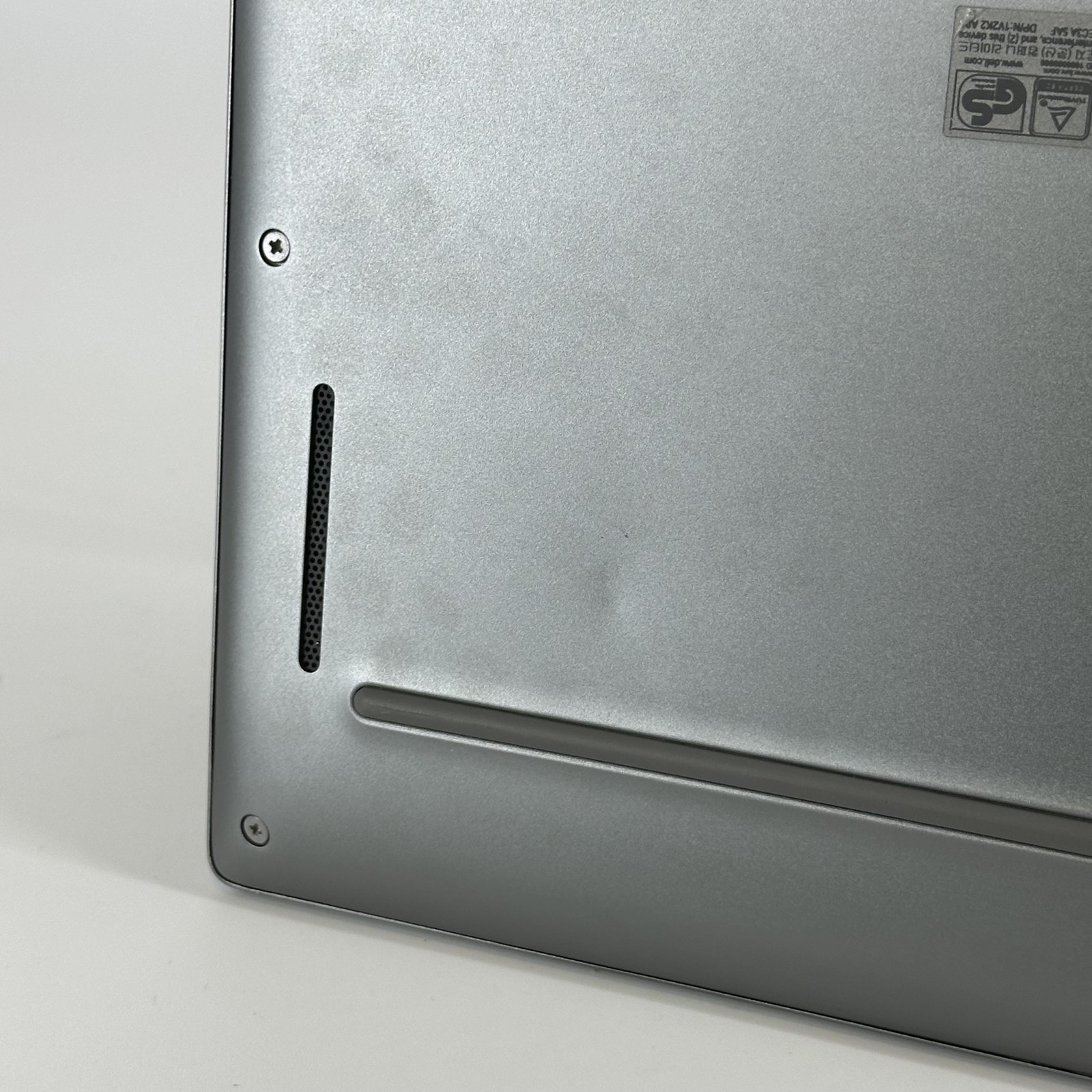 Dell Latitude 7440 14 Gray FHD+ 1.8 GHz i7-1365U 32GB RAM 512GB SSD Good