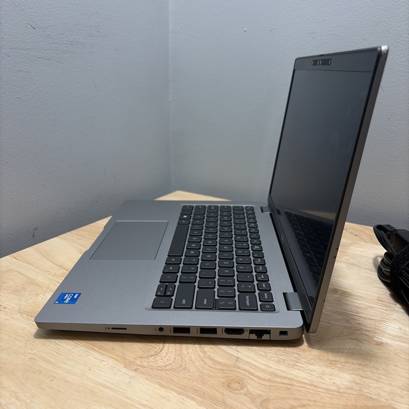Dell Latitude 5420 14” FHD, 256GB SSD Intel i5-1145G7 16GB WCam WiFi Win 11 Pro