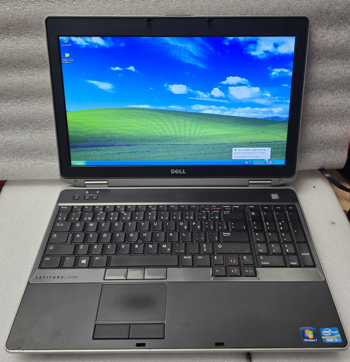 Dell Latitude E6530 Intel Core i5-3210M 4GB 500GB HD Windows XP Pro