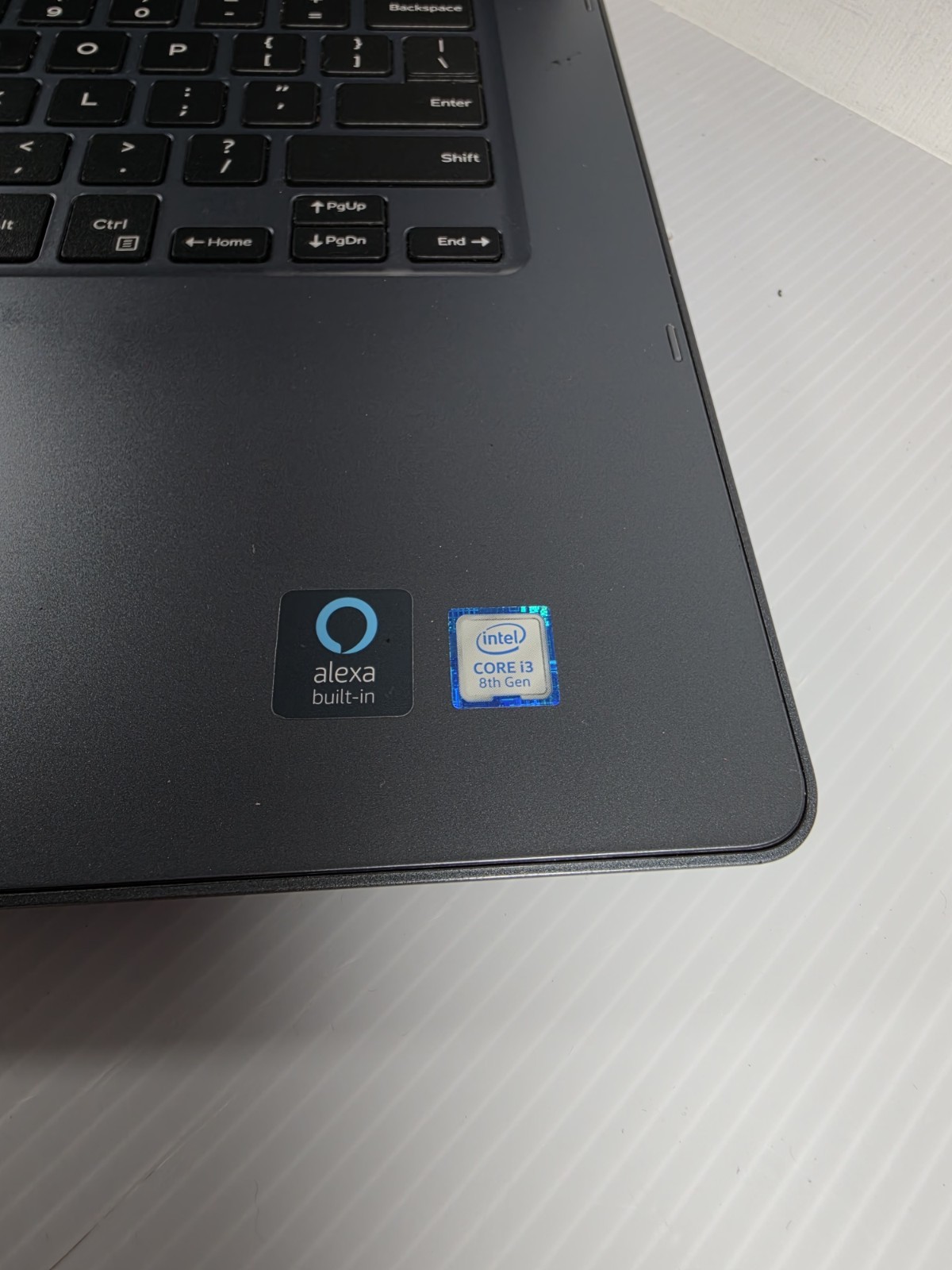 DELL Inspiron 5482 2-in-1 14″ Touchscreen I3-8145U 128GB SSD 8GB RAM Windows 11