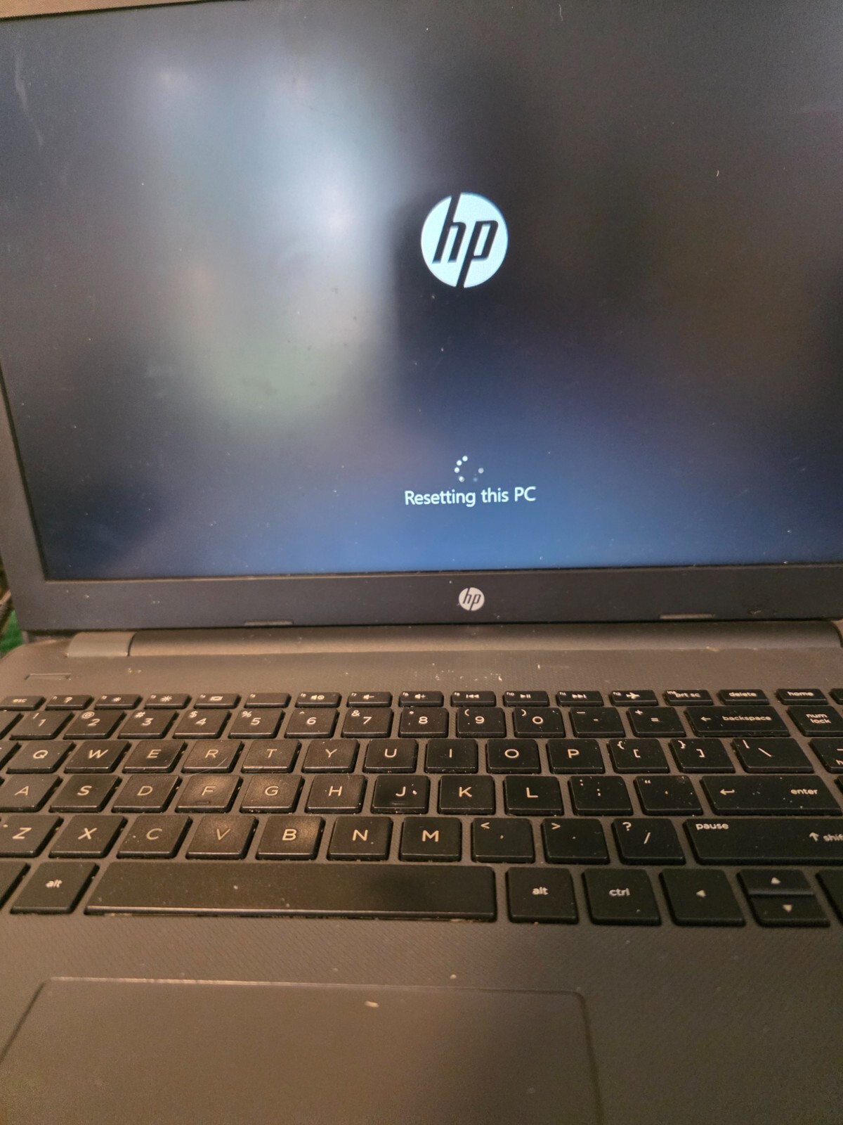 HP 15-da0076nr 15.6 inch (1TB, Intel Core i3 7th Gen., 2.30GHz, 8GB)…