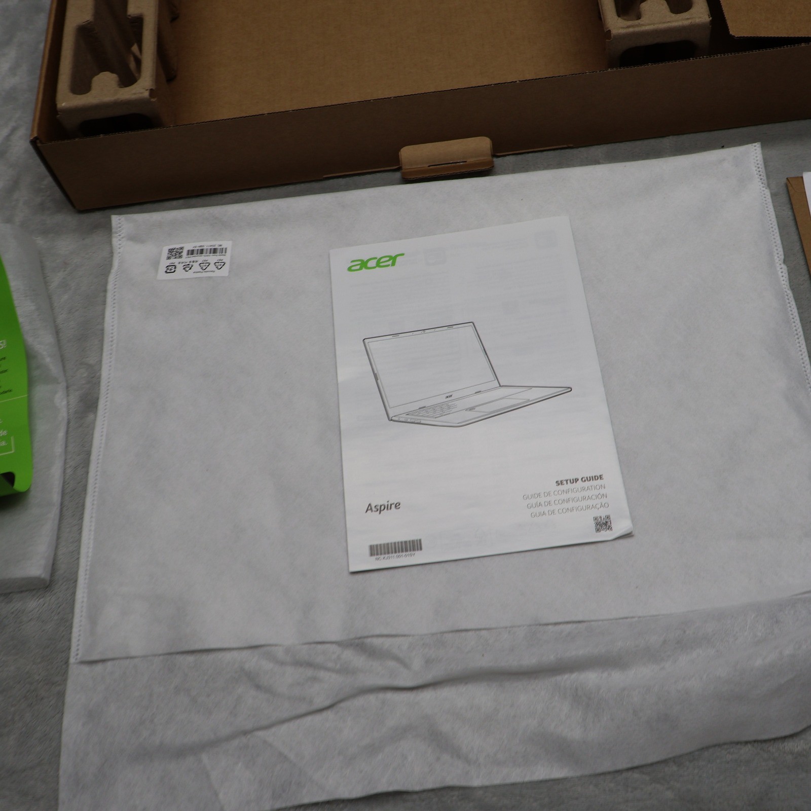 Acer Aspire 3 Retail Box Laptop Structural Supports Setup Guide Box Only