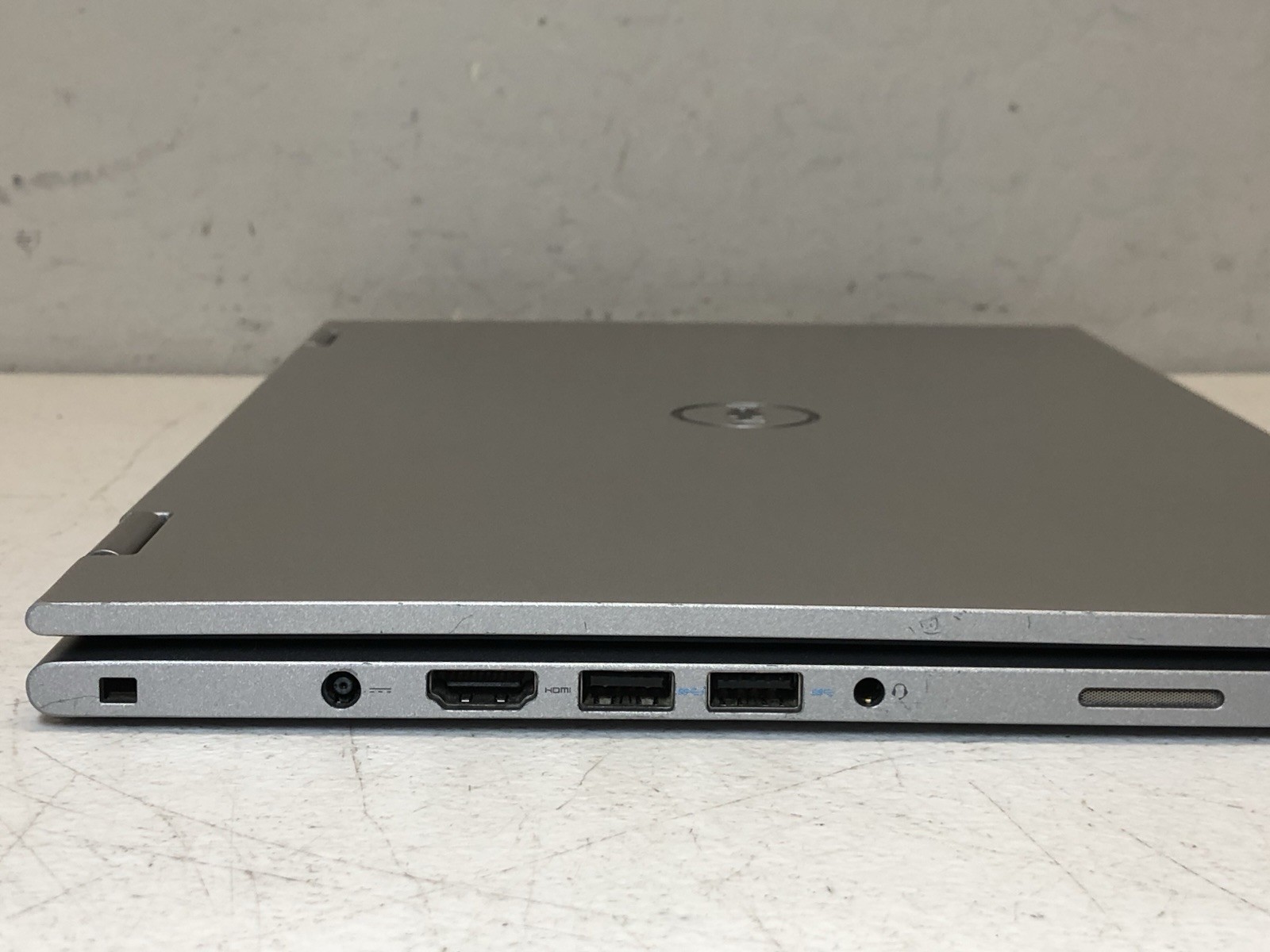 PLEASE READ. Dell Inspiron 13 7000 Series P57G 2-in-1 Intel Core i5 13.3″ Laptop