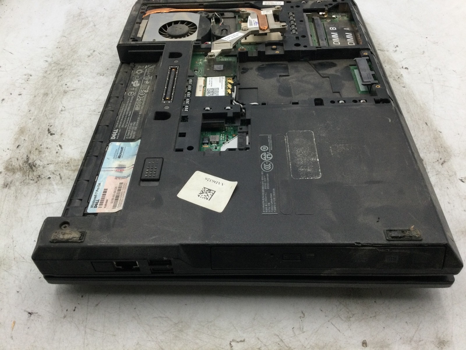 DELL LATITUDE E5410 – FOR PARTS – NO CPU – NO RAM – 14″ – READ DESCRIP – BB