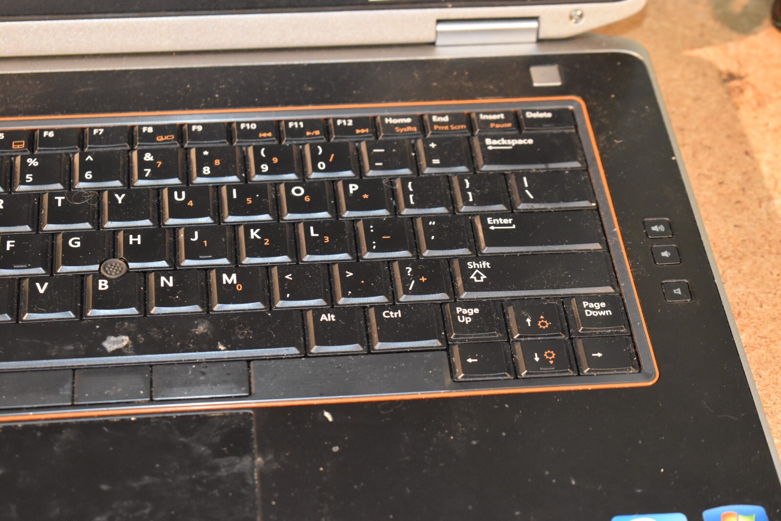 Dell Latitude E6420 Intel Core i5-2520M 4GB 500GB Windows XP NVidia NVS 4200M