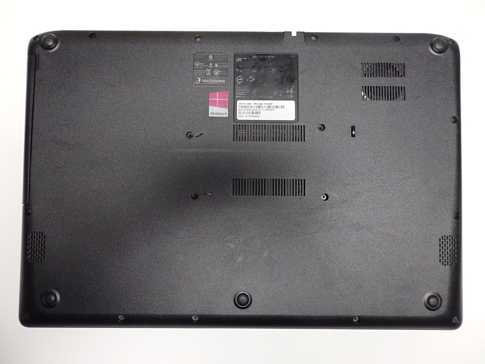 Acer Aspire E-15 is a Windows 10 laptop with a 15.60-inch display
