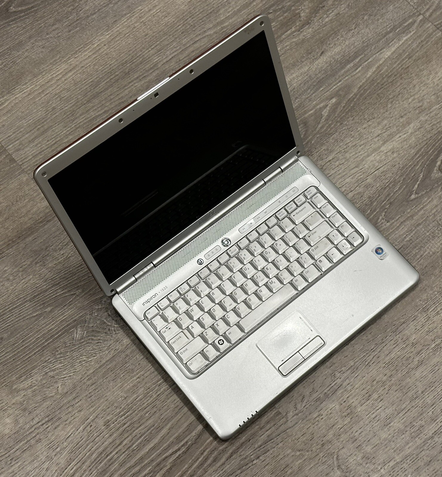 Dell Inspiron 1525 Laptop 15.3″ Dual Core 2Gb RAM No HDD (For Parts Or Repair)