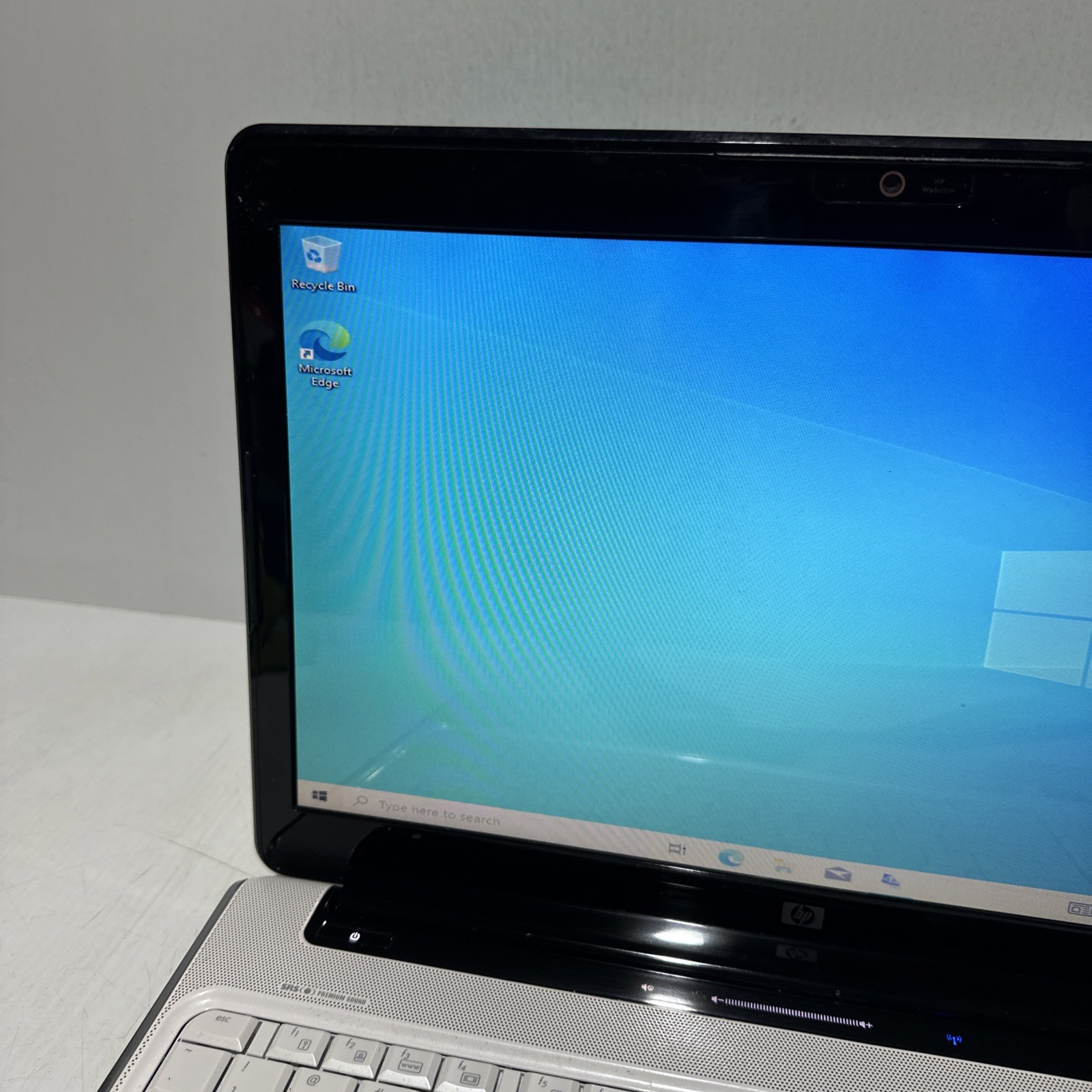 Hp Pavilion DV6 15″ Laptop AMD Athlon II M300 4gb Ram 240gb SSD Windows 10 H