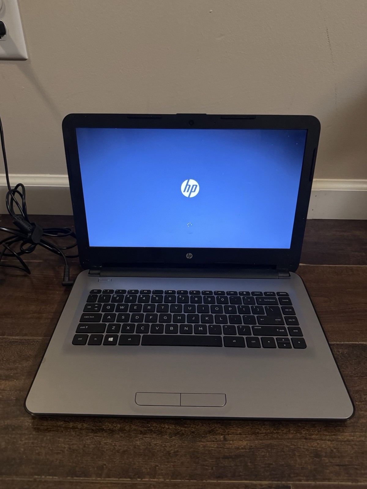 HP Notebook 14-an012nr Laptop – AMD E2-7110 – 4GB RAM – 32GB SSD – Windows 10