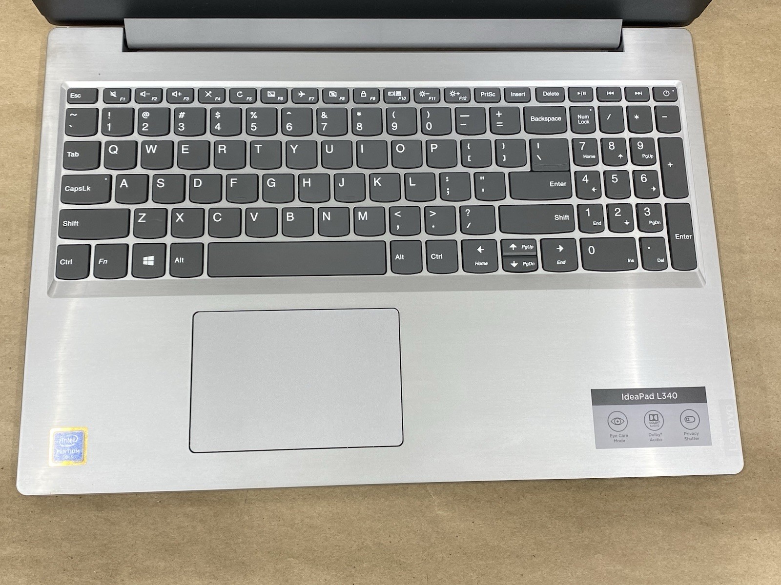 Lenovo 81LG – 15.5″ 1366×768 – Pentium 5405U – 4GB – 256GB SSD – Win 11 Pro