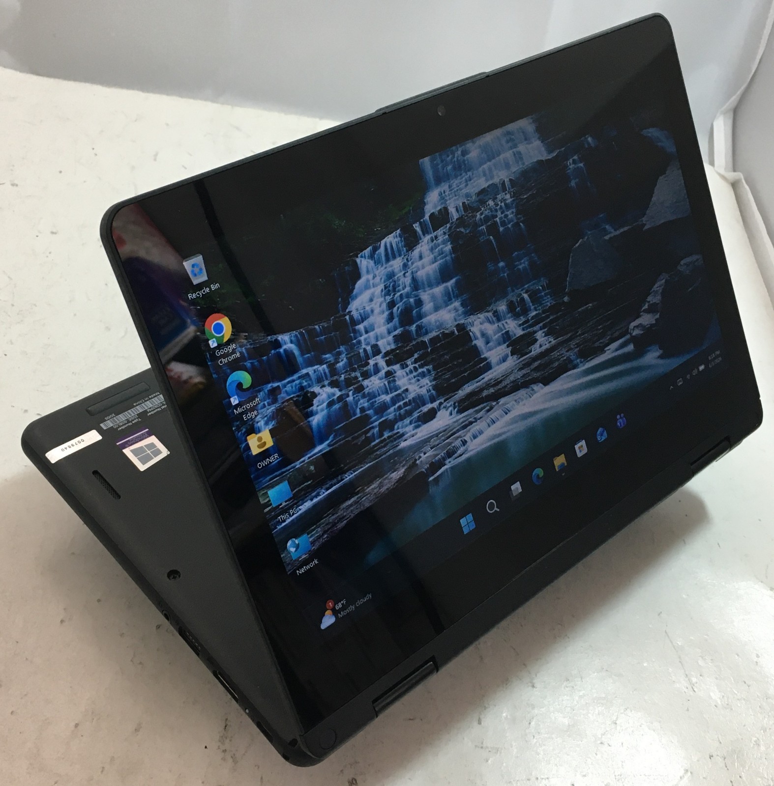 Lenovo ThinkPad 11e Yoga Gen 6 Touchscreen M3-8100Y 1.1GHz 8GB 256GB SSD Win 11
