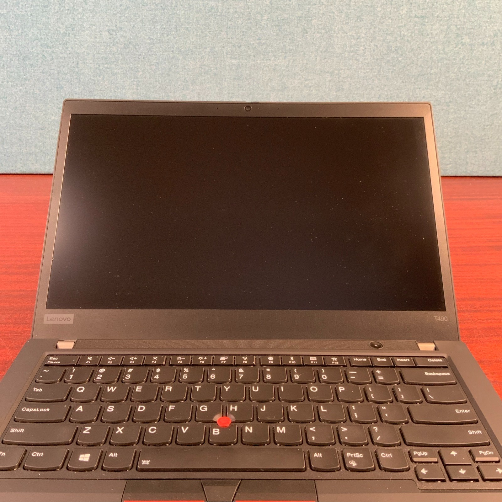 Lenovo ThinkPad T490 Intel i5-10210U 8GB RAM 256 GB SSD Win 11 Pro